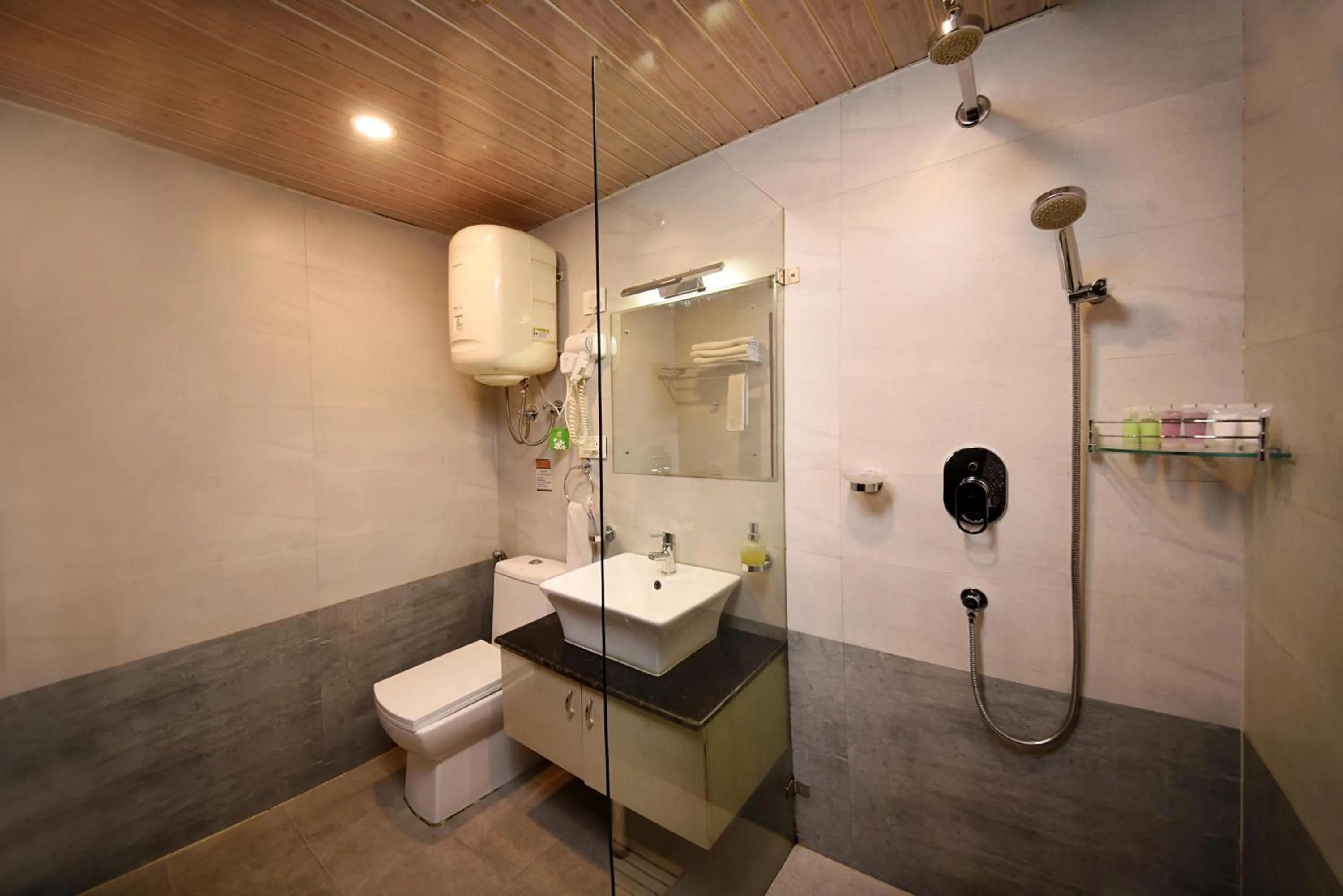 Bathroom in Hotel Jampa
