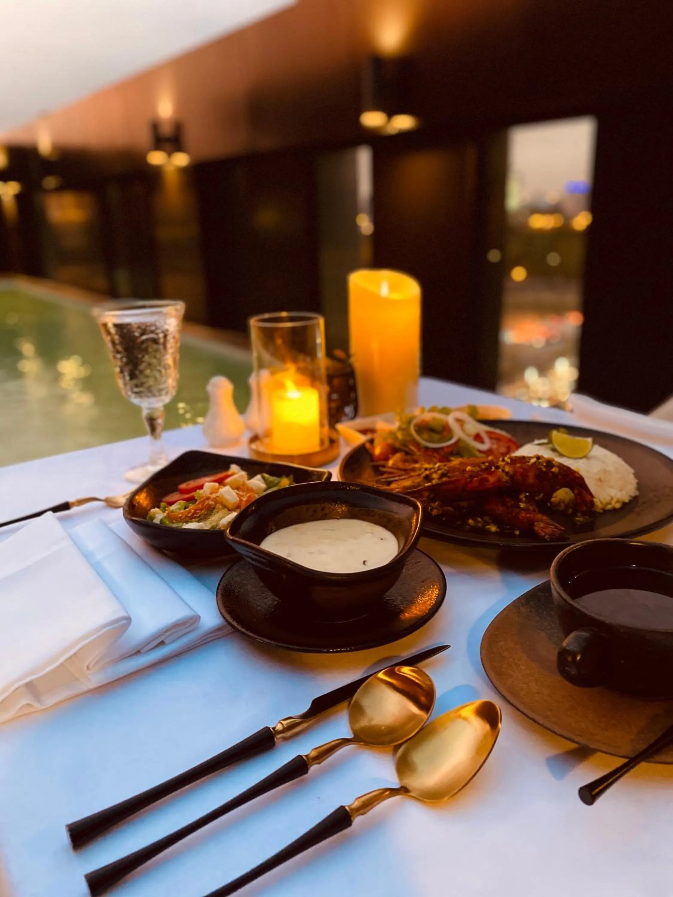 Swimming pool in Zayn Hotel Bangkok - Airport Link Access