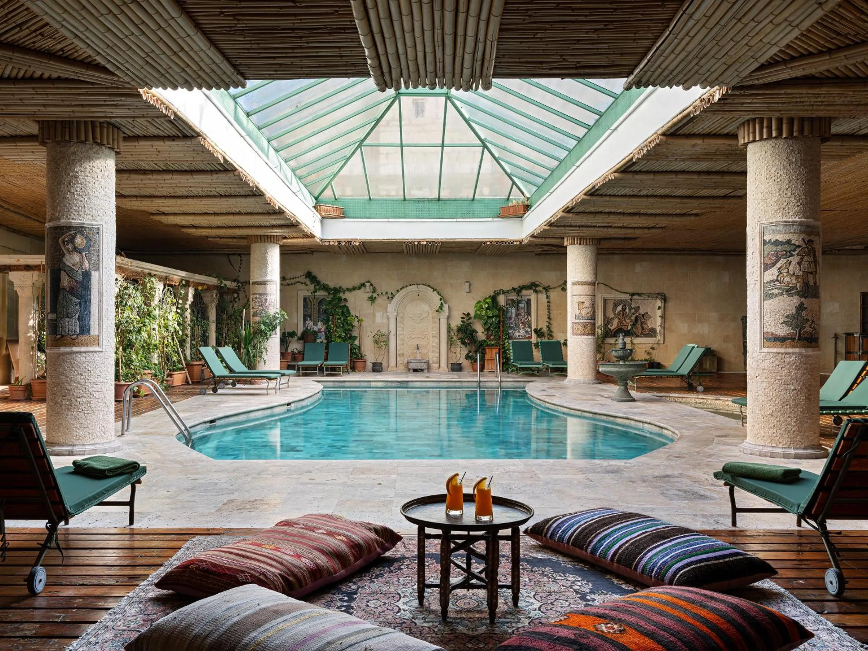 Swimming pool in Heybe Hotel & Spa