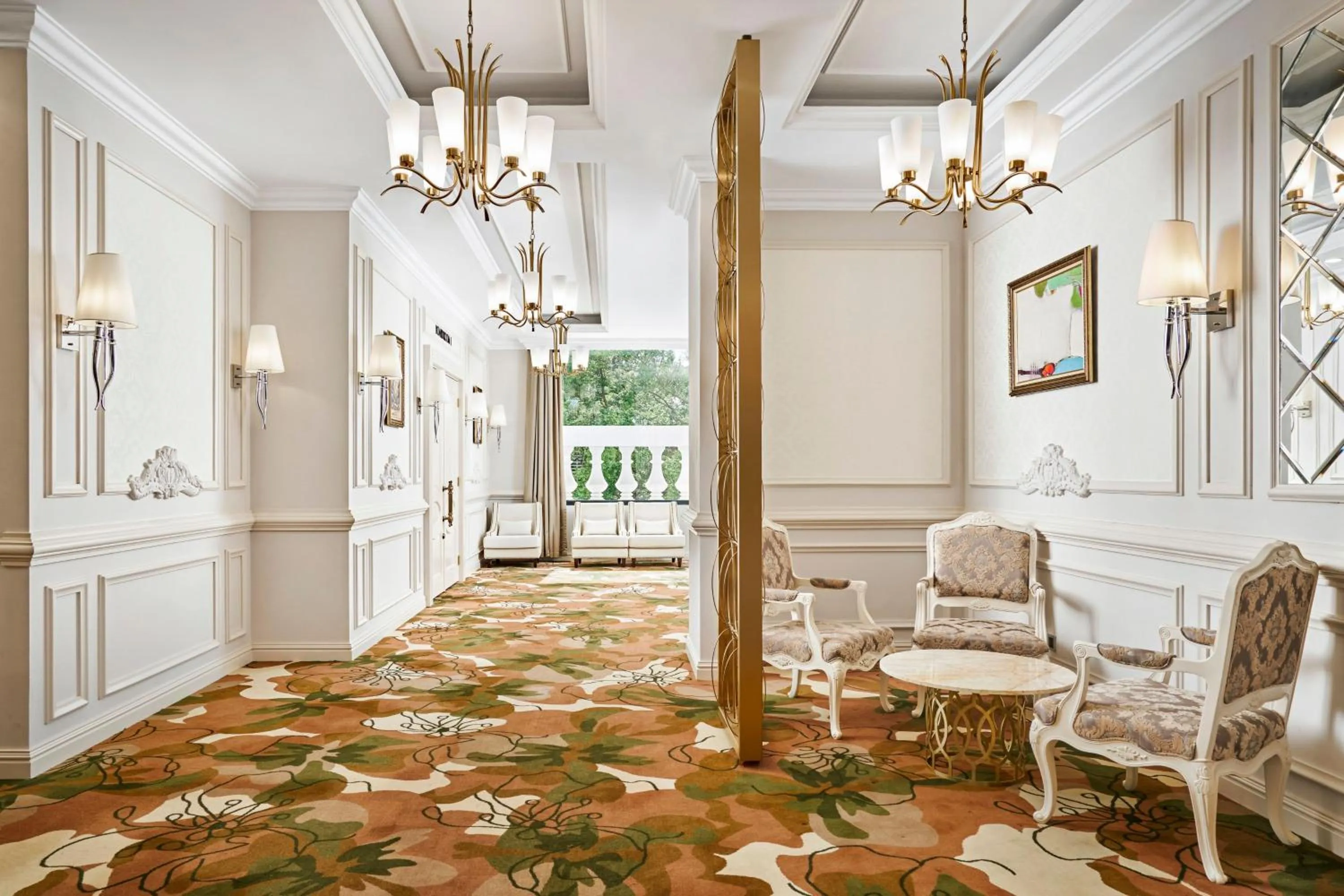 Meeting/conference room in Four Points by Sheraton Lang Son