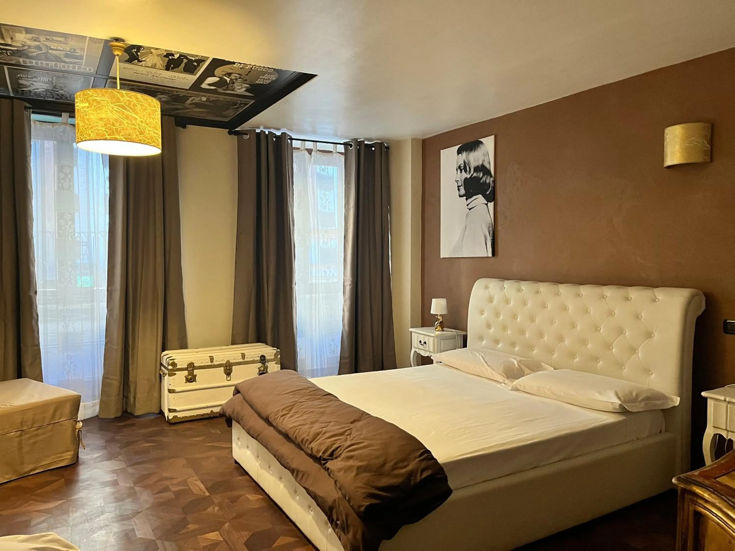 Bedroom, Bed in Torino Chic