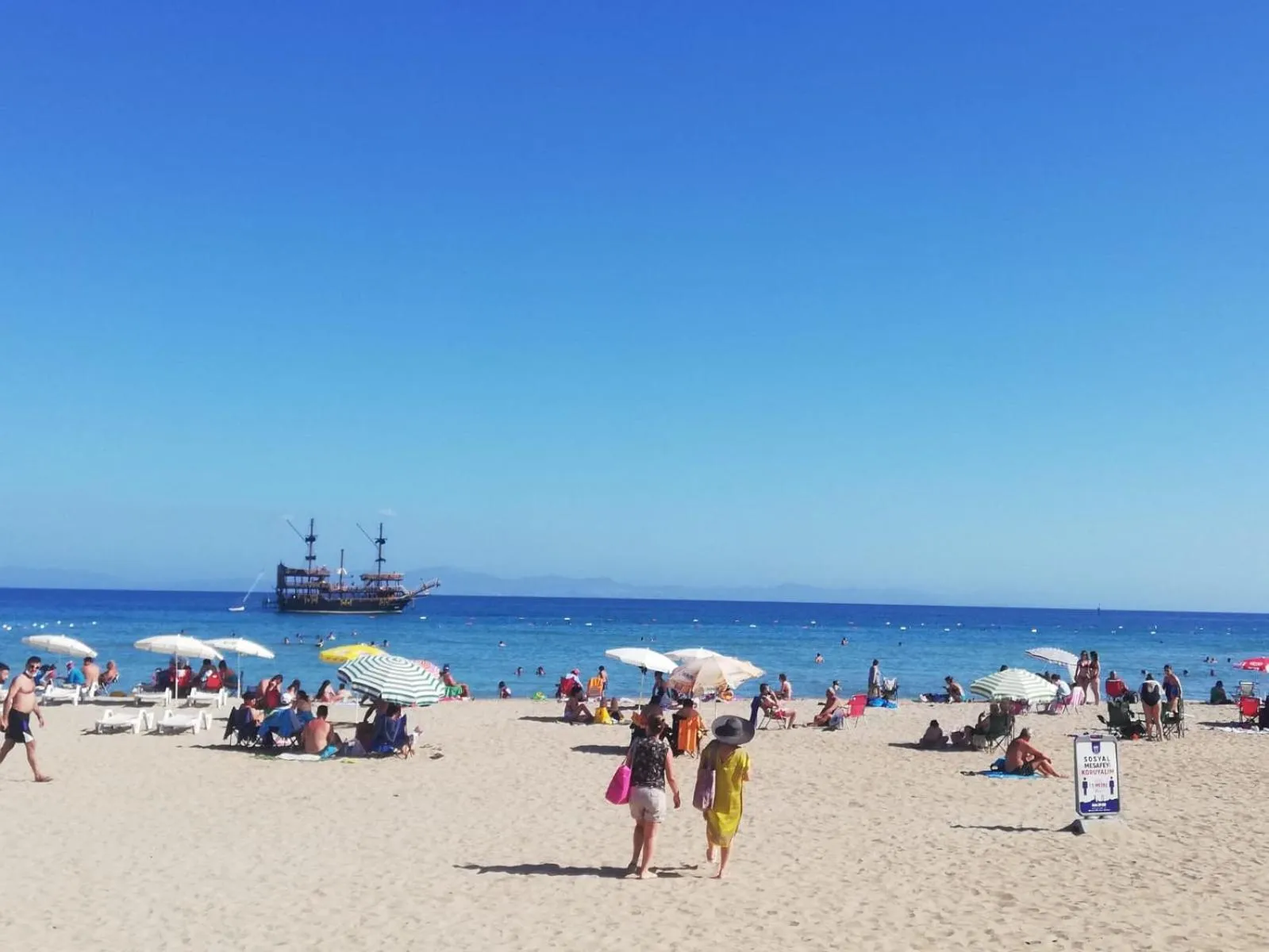 Beach in Altunakar 1 Hotel