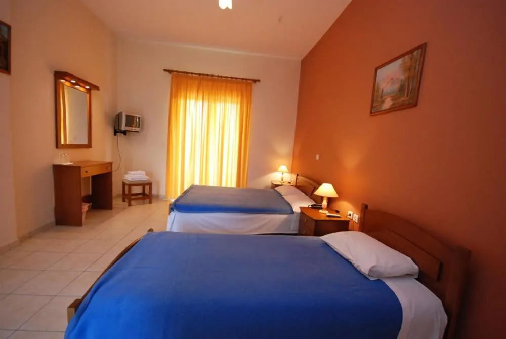 Triple Room in Hotel Alkionis