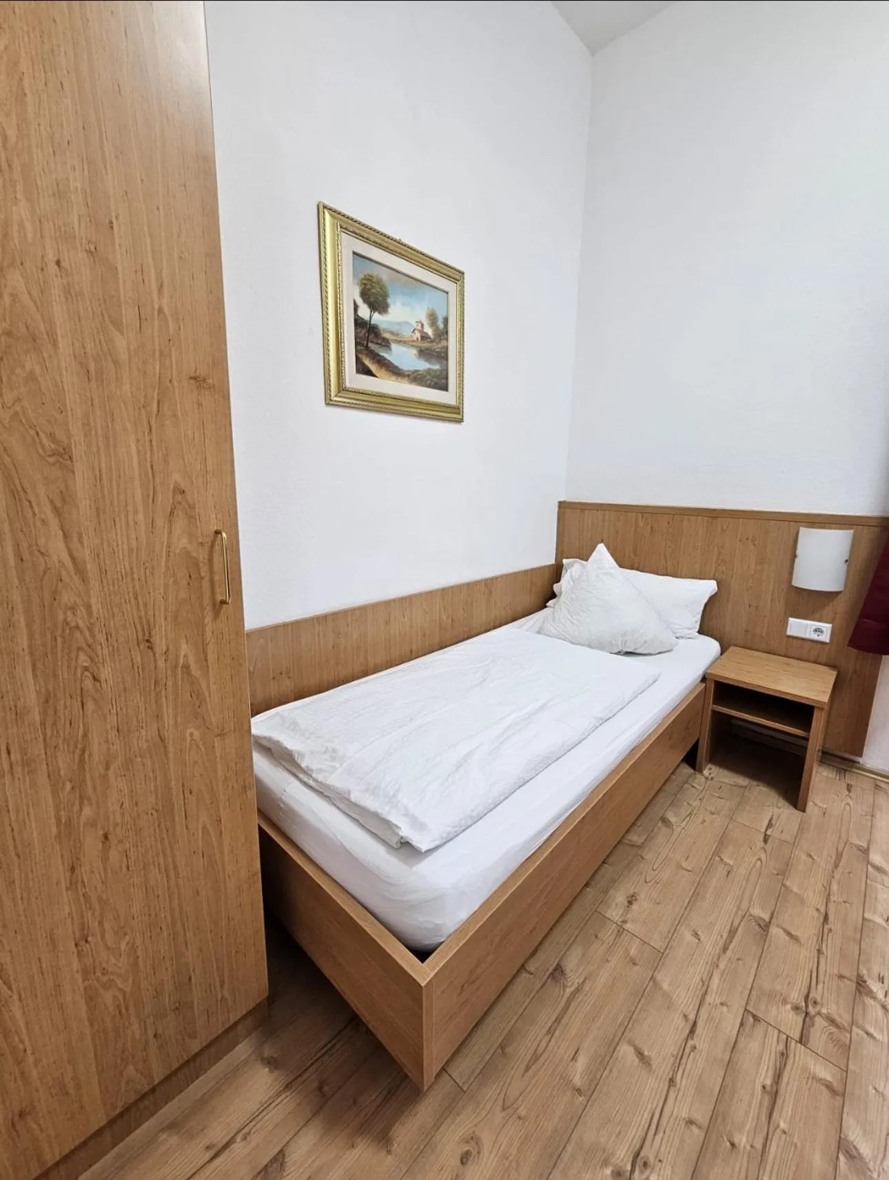 Bed in Hotel Restaurant Schwert