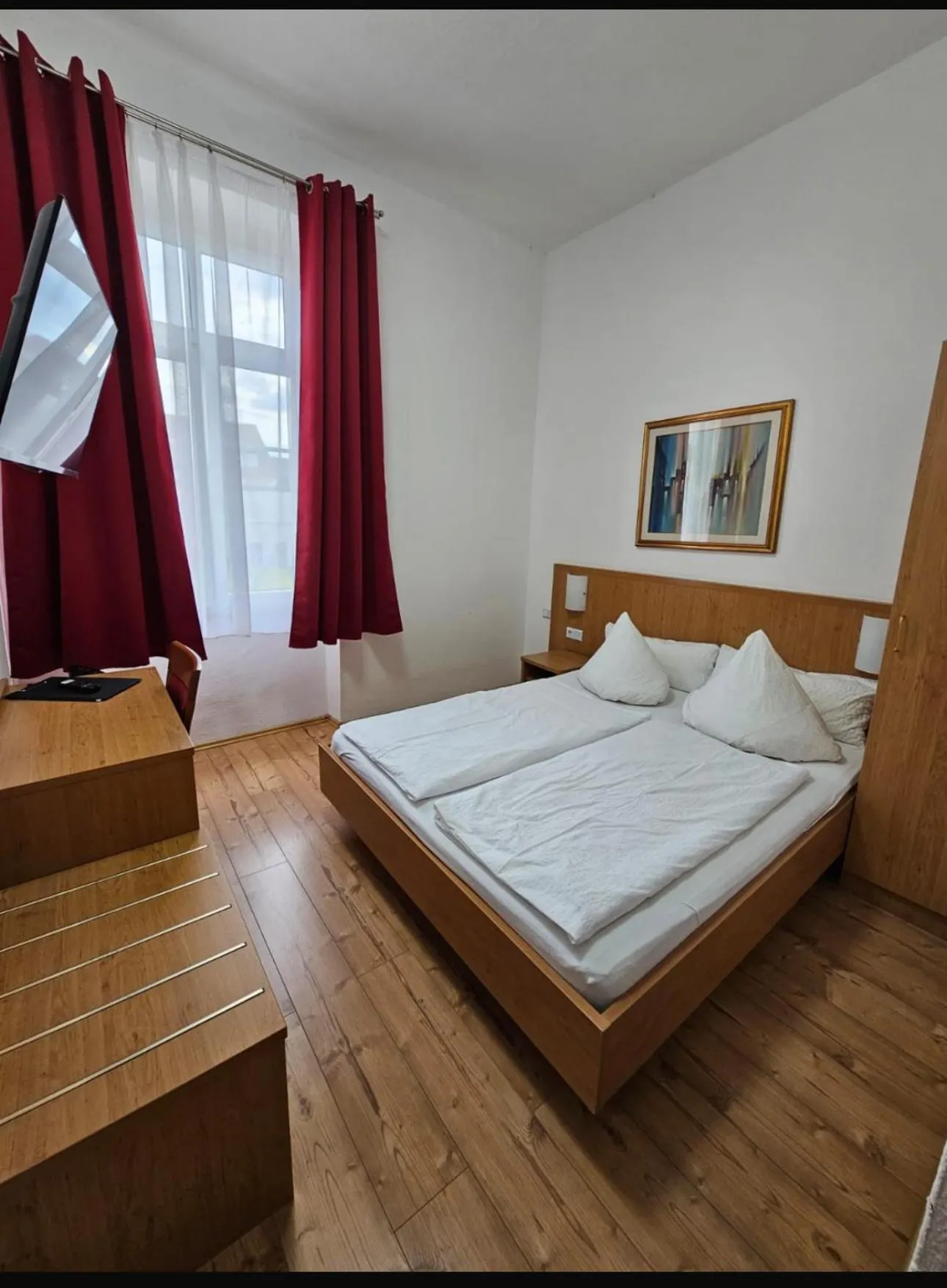 Bed in Hotel Restaurant Schwert