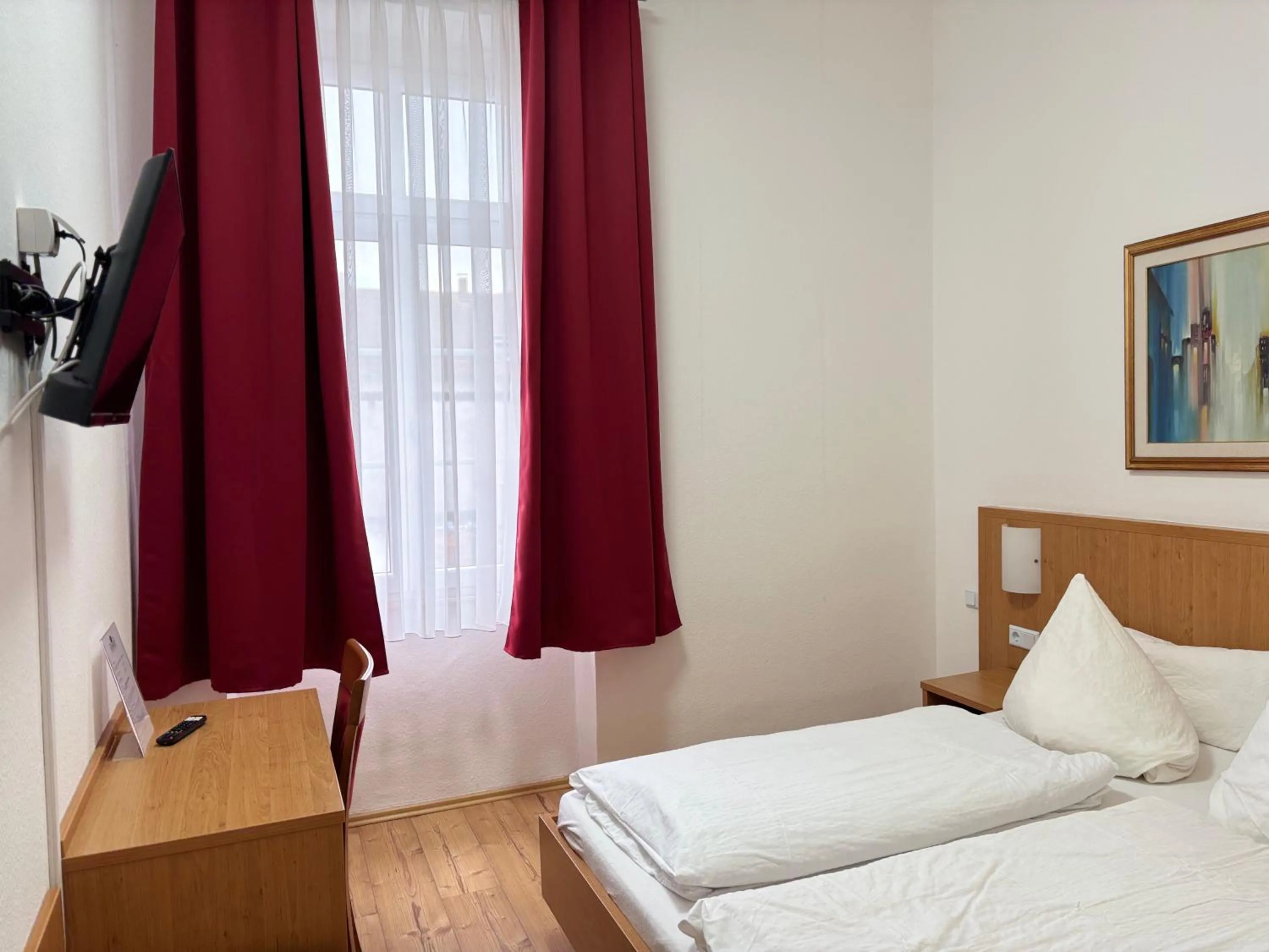 Bed in Hotel Restaurant Schwert