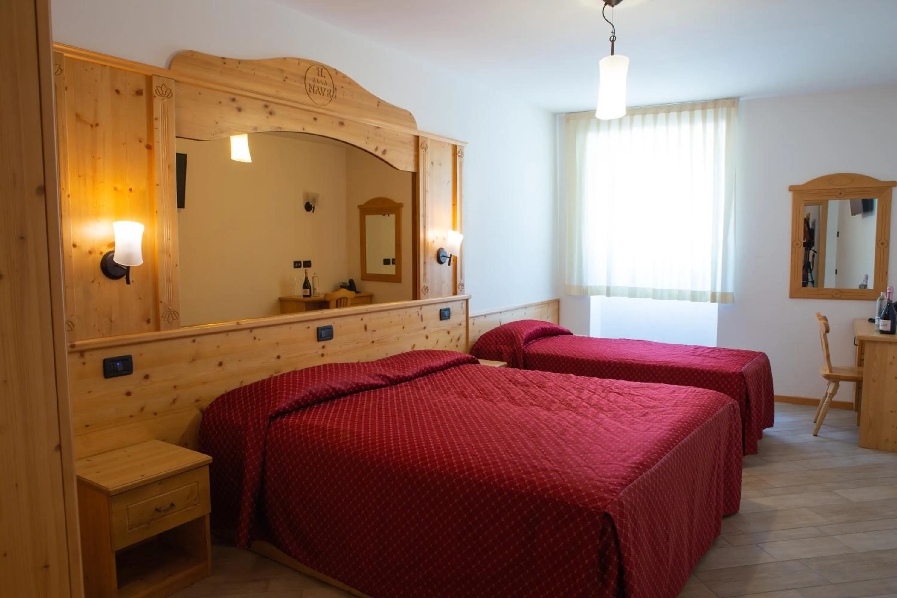 Bedroom, Bed in Hotel Ristorante Alla Nave