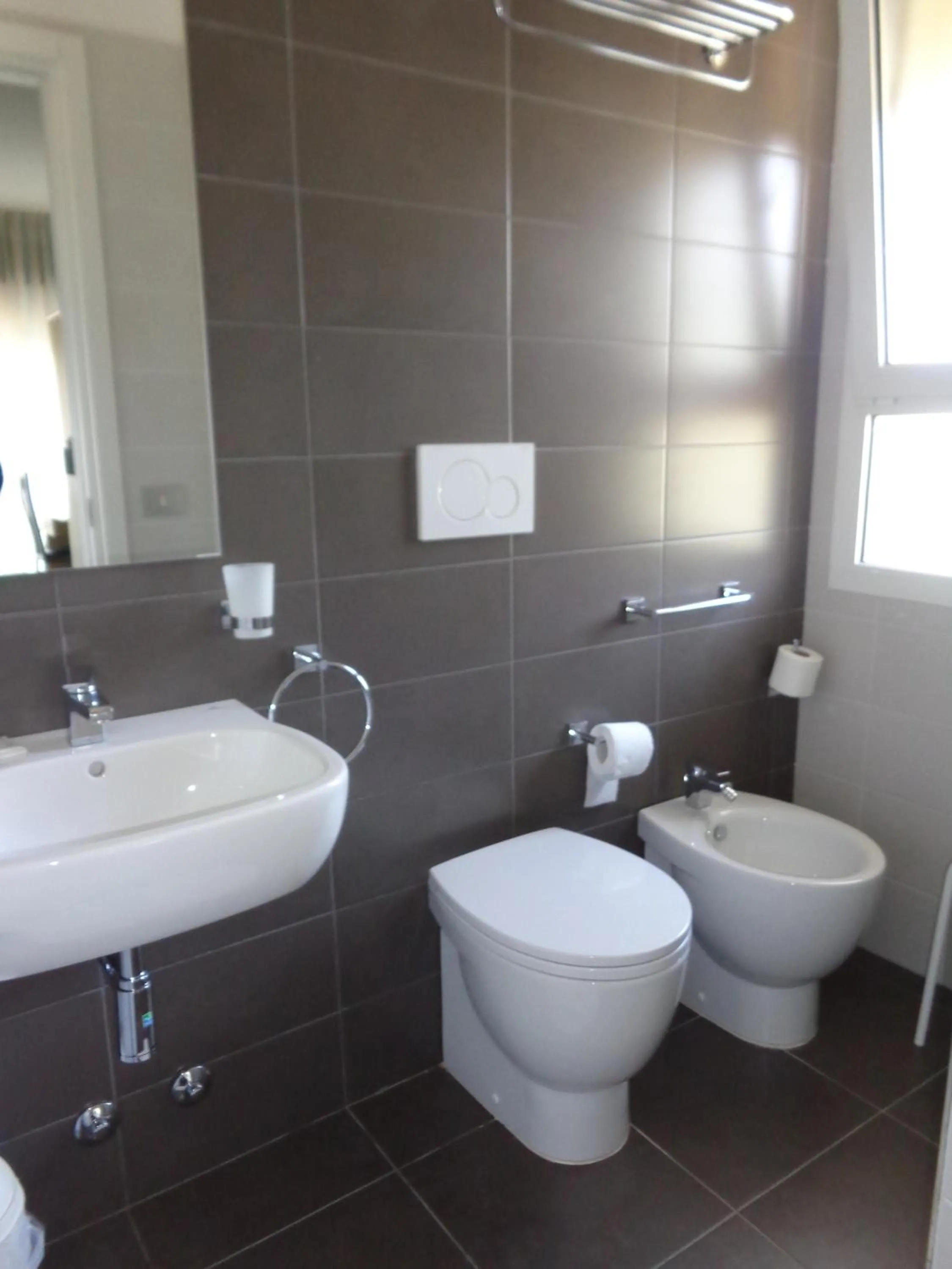 Day in Hotel Emperador