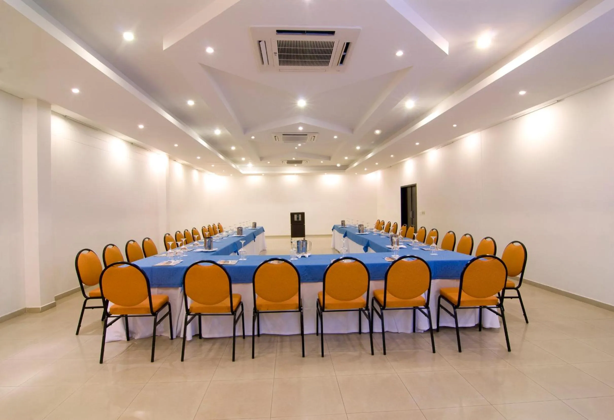 Meeting/conference room in Hotel Millenium Barrancabermeja