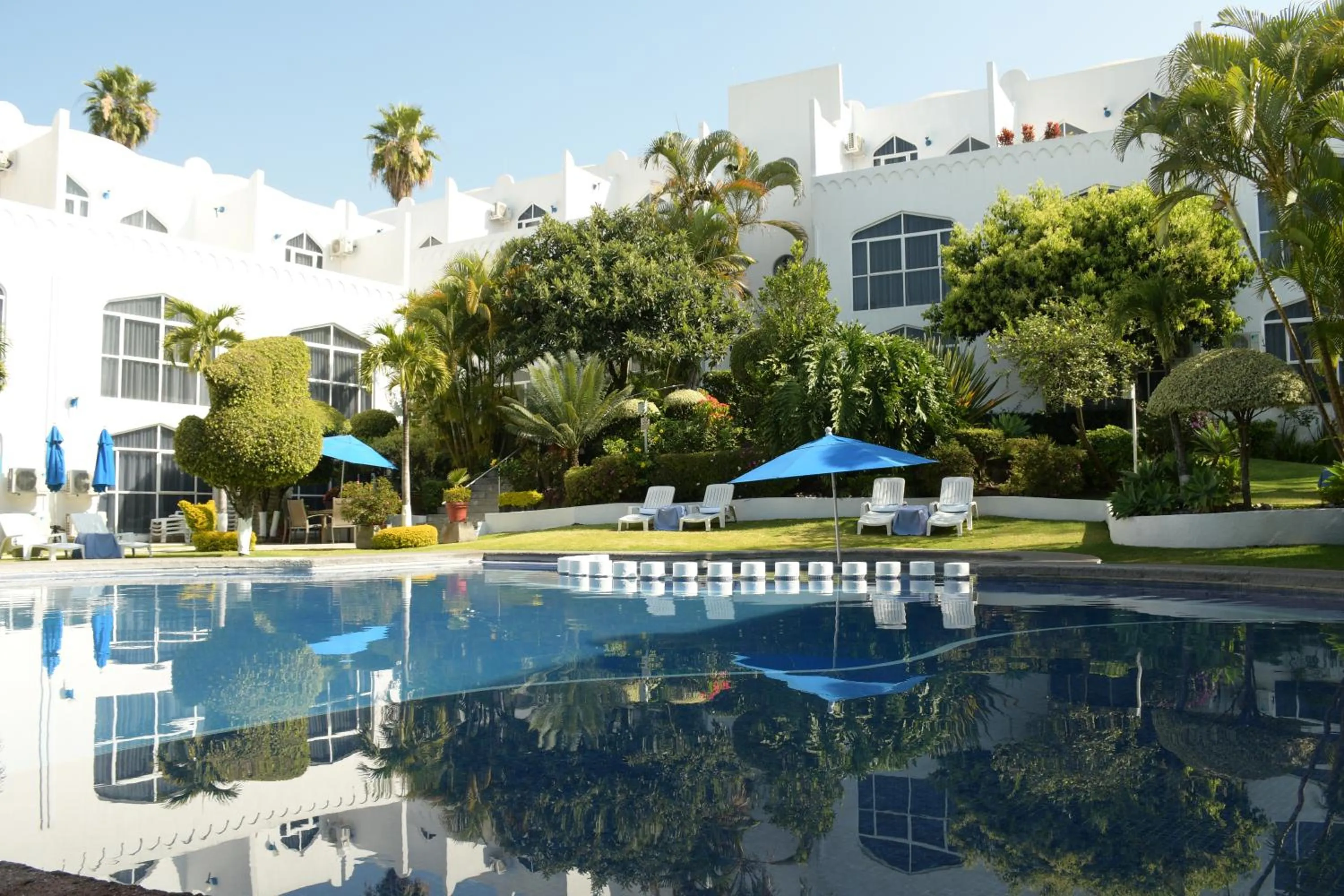Pool view in Villa Bejar Cuernavaca