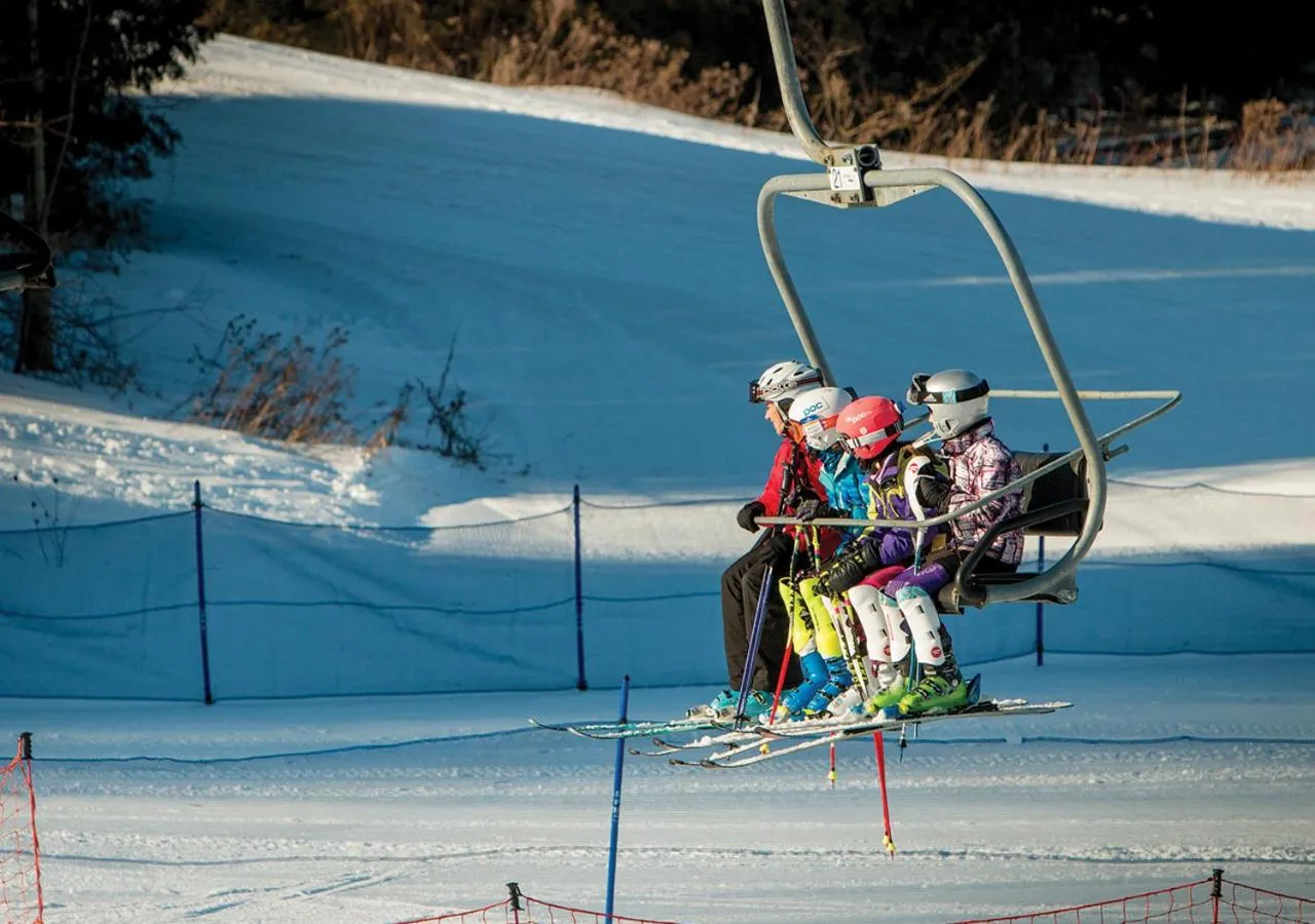 Winter in Hockley Valley Resort