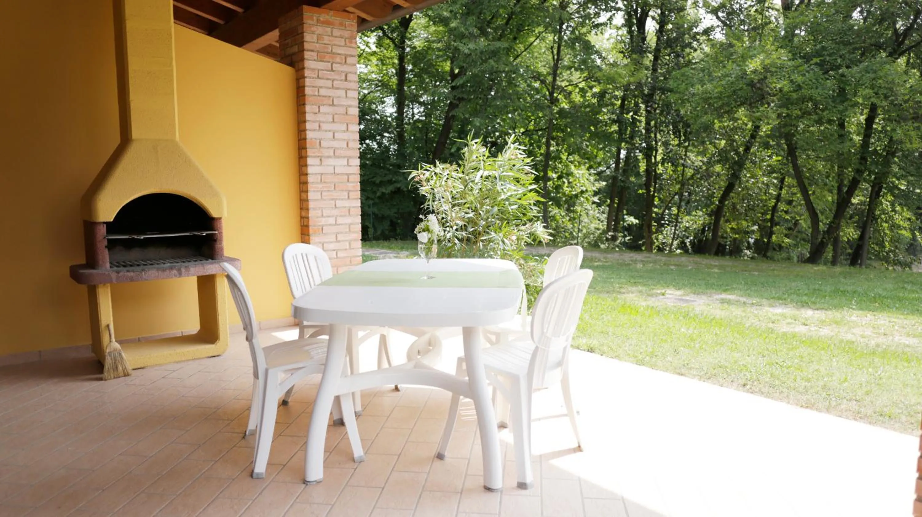 BBQ facilities in Camping Zocco