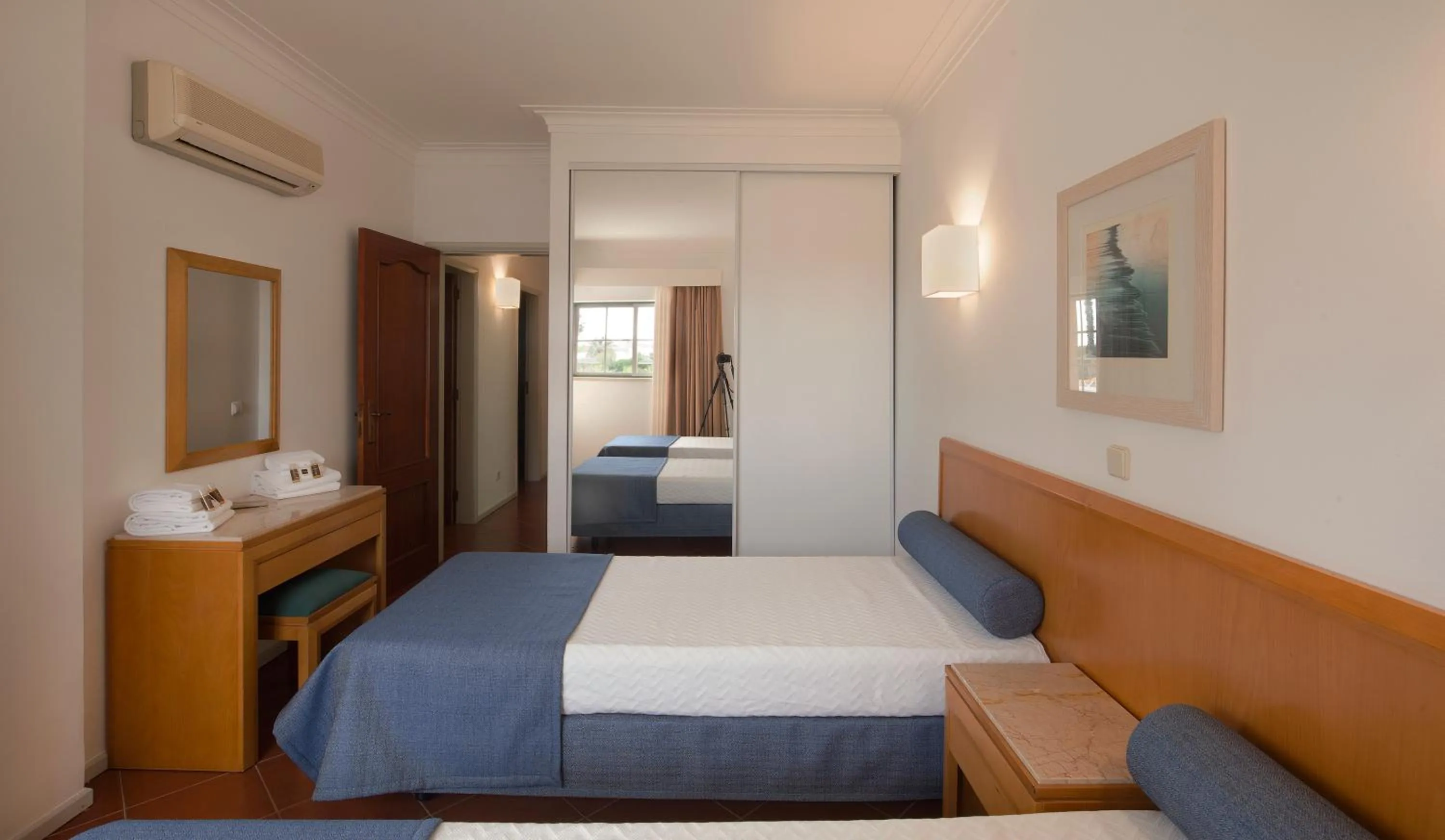 Bedroom, Bed in TURIM Estrela do Vau Hotel