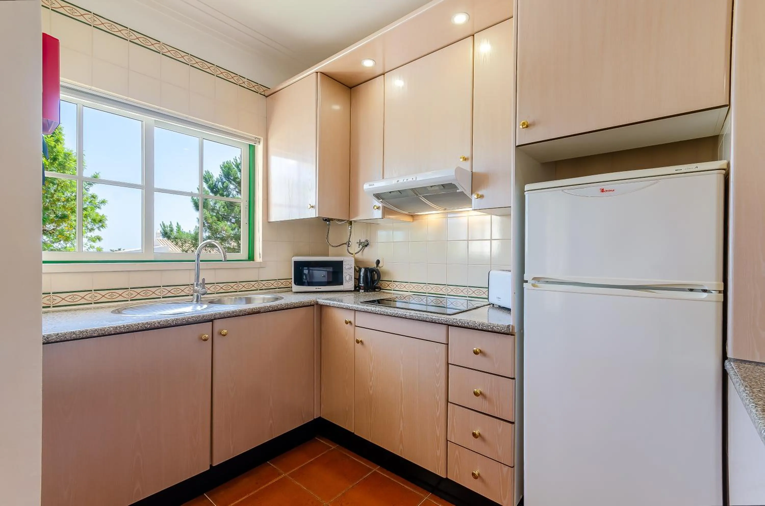 Kitchen or kitchenette in TURIM Estrela do Vau Hotel