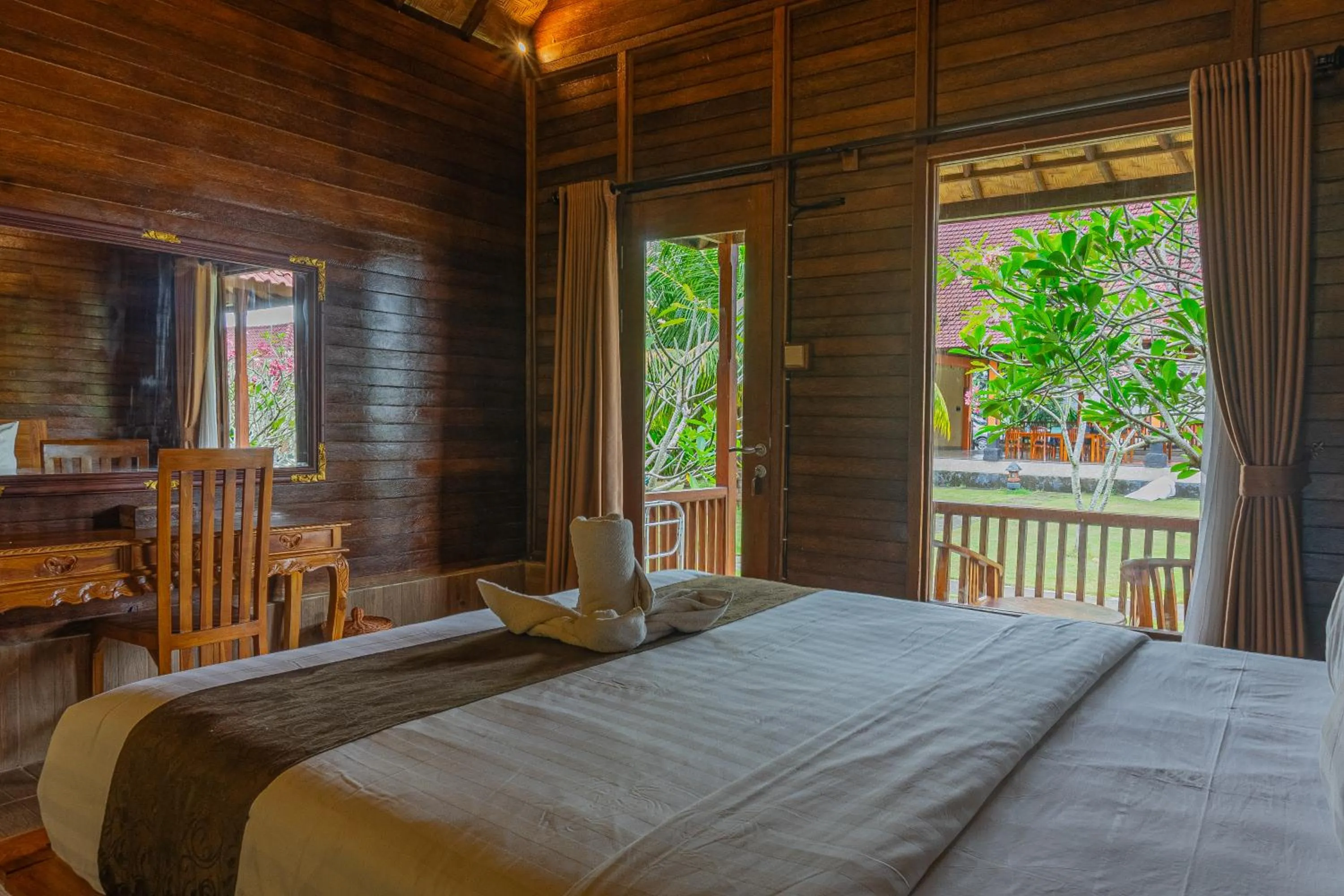 Bedroom, Bed in Rijet Villa Beach & Restaurant