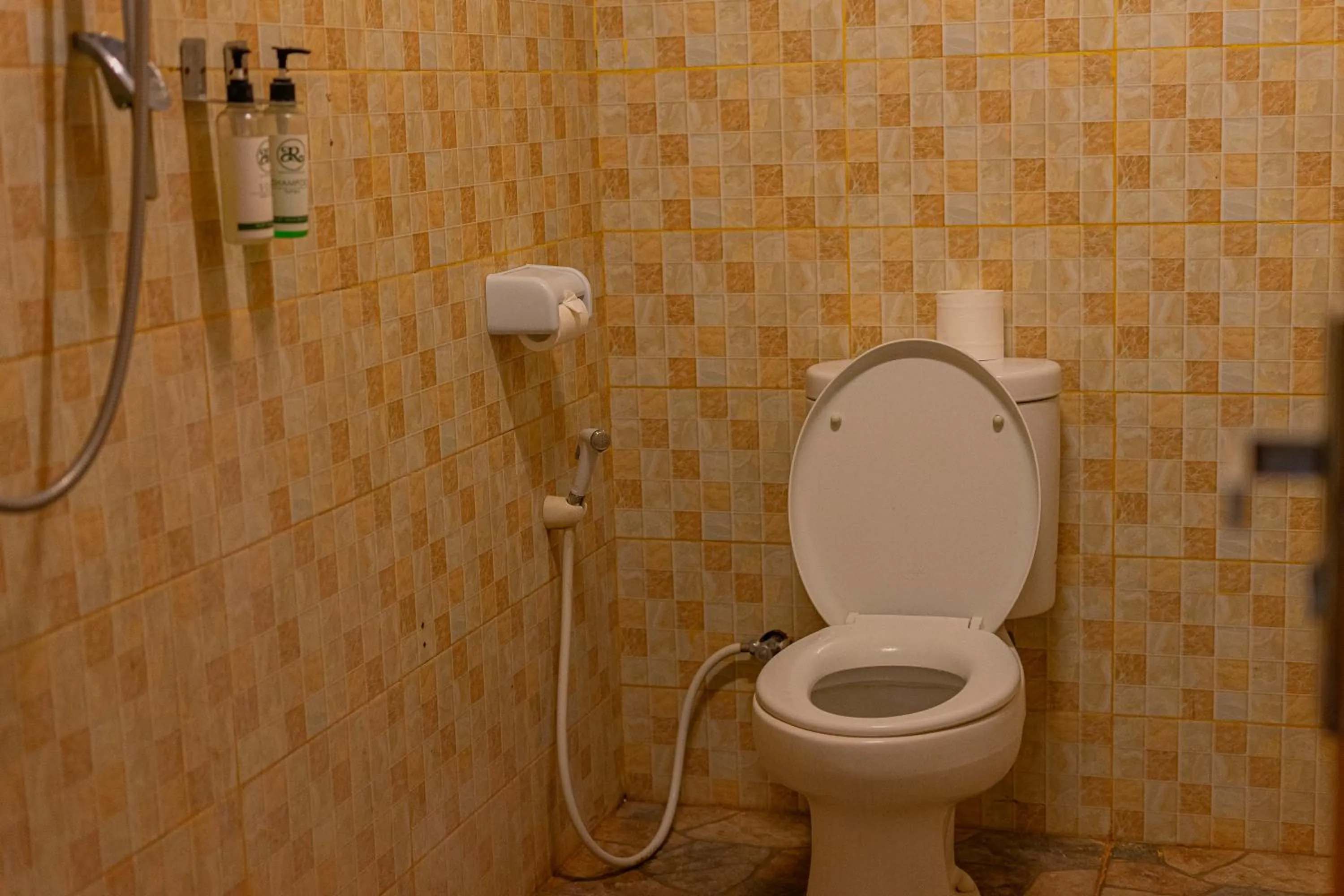 Bathroom in Rijet Villa Beach & Restaurant