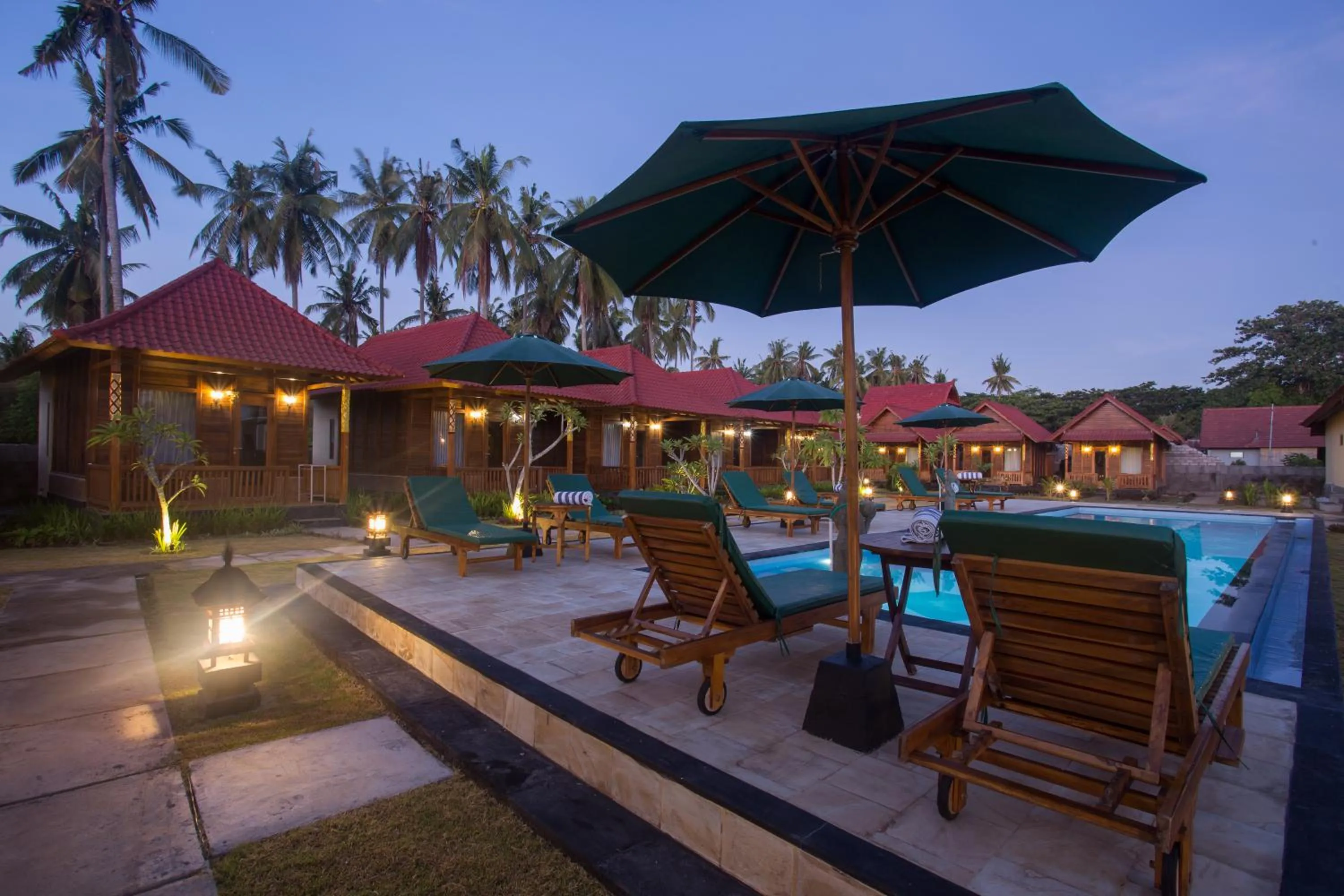 Swimming pool in Rijet Villa Beach & Restaurant