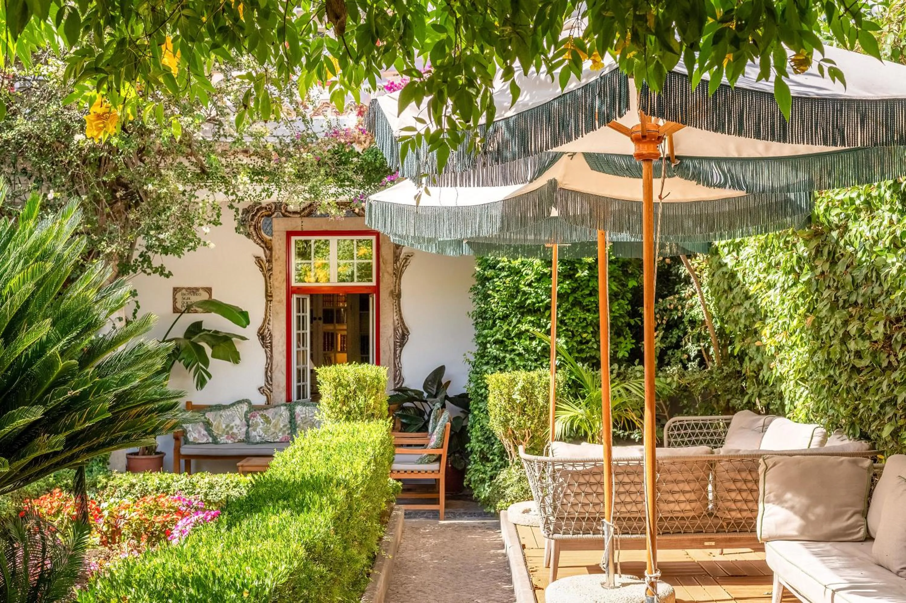 Garden in Pergola Boutique Hotel