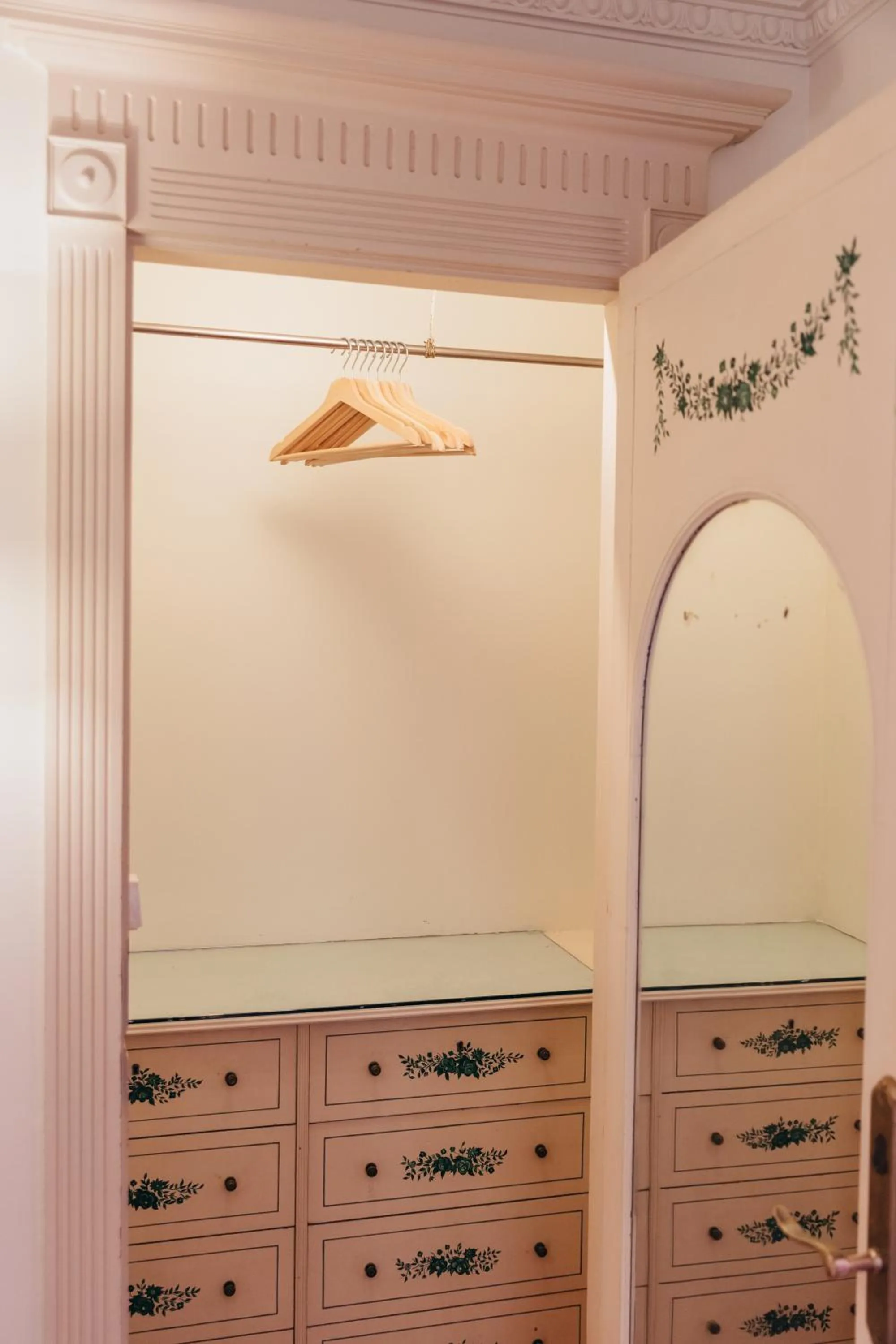 wardrobe in Pergola Boutique Hotel