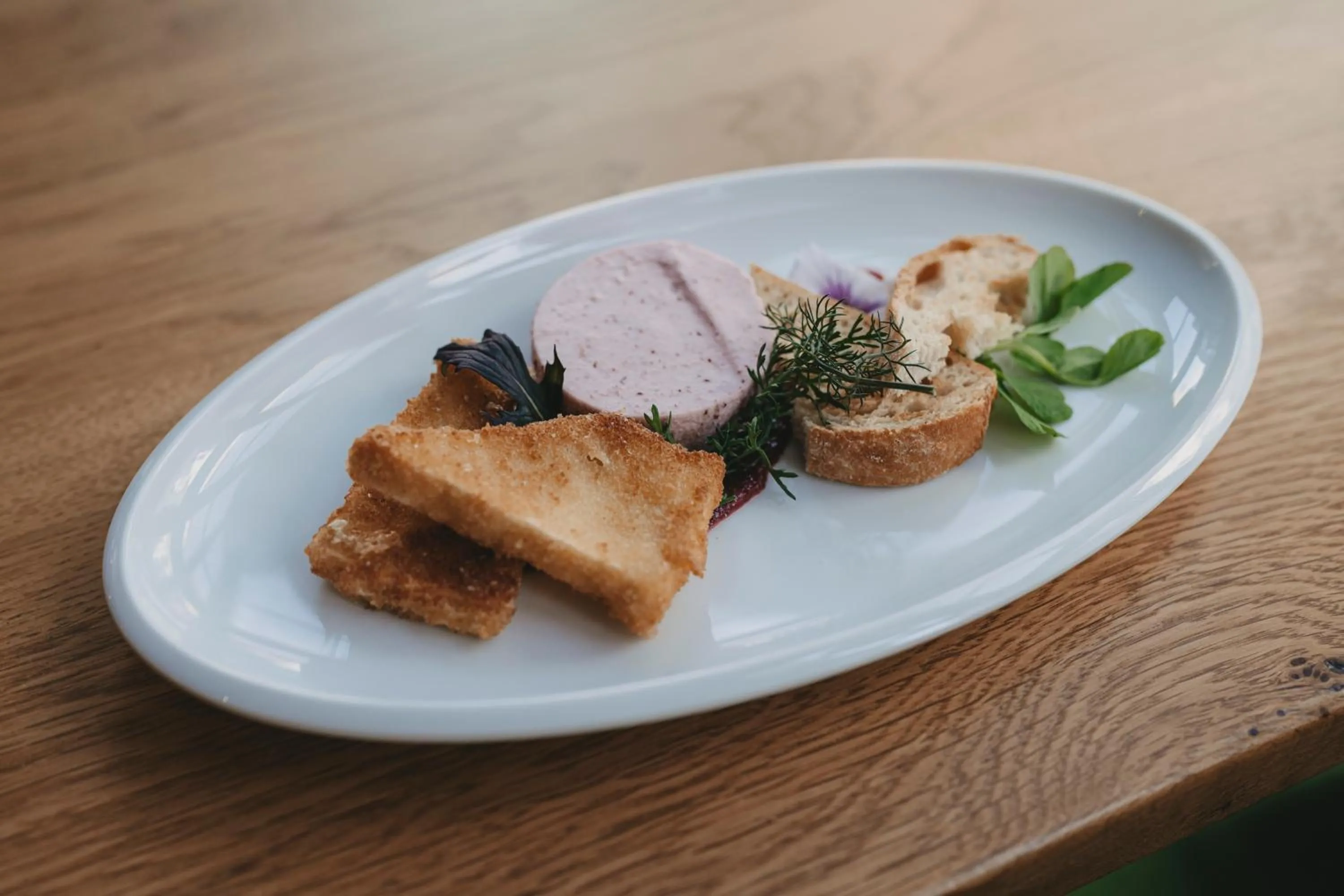 Restaurant/places to eat in einzigartig - Das kleine Hotel im Wasserviertel