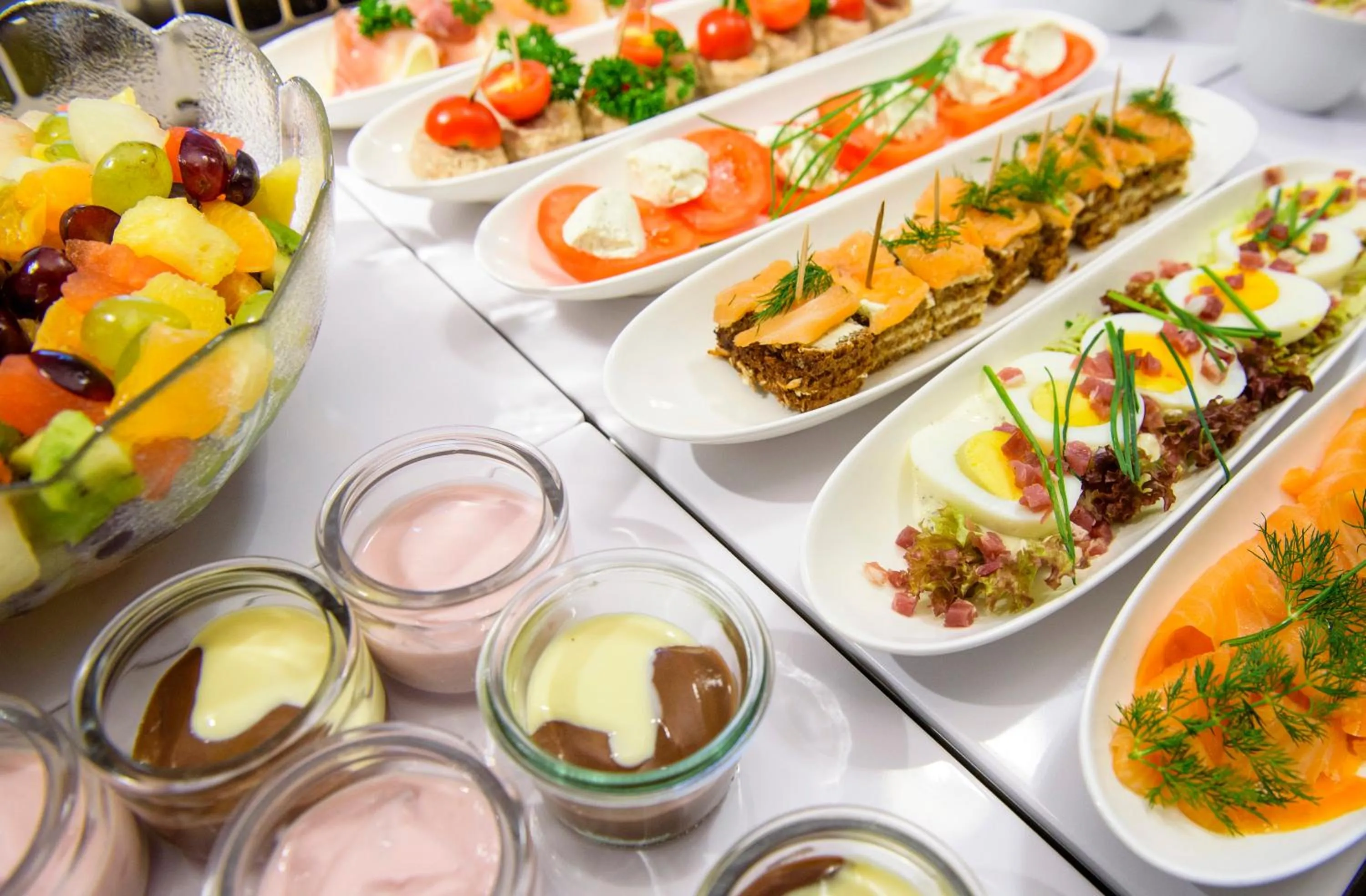 Buffet breakfast in einzigartig - Das kleine Hotel im Wasserviertel