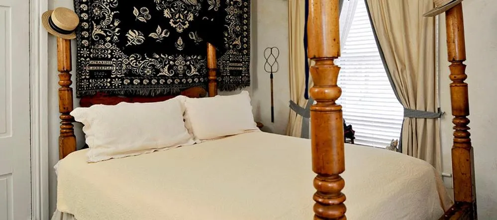 Bed in Elk Forge Bed and Breakfast