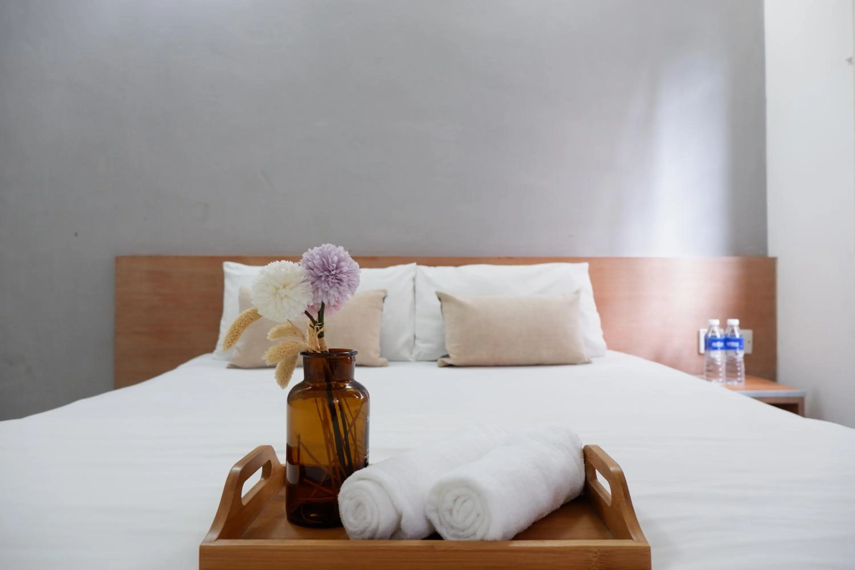 Bedroom, Bed in Indah Garden Hotel