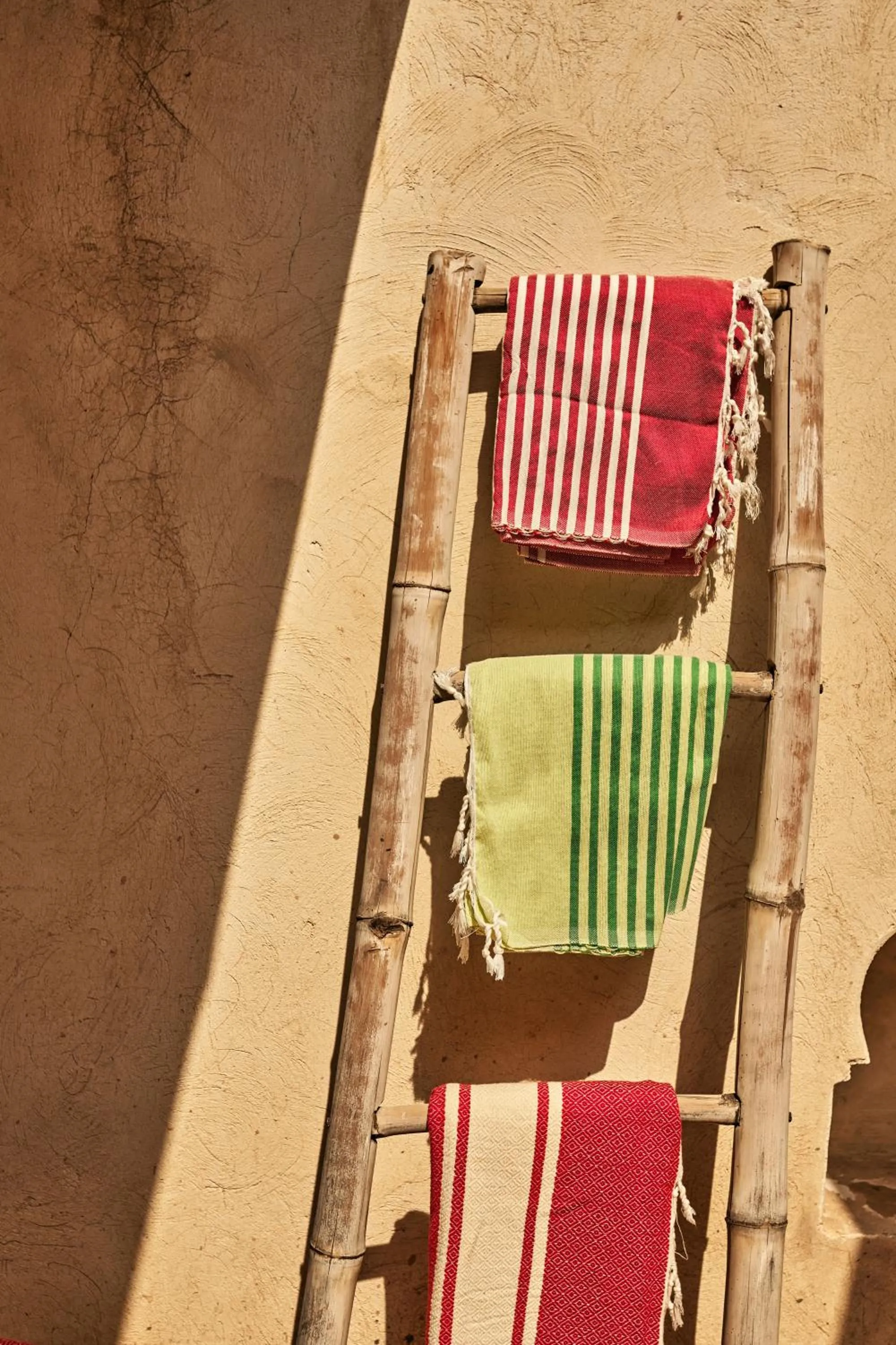 Swimming pool in Riad Charaï