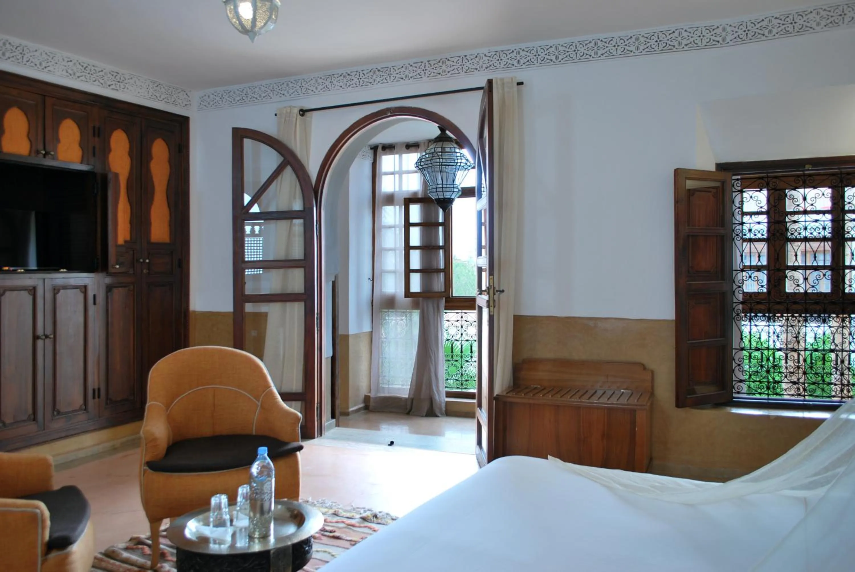 TV and multimedia, Bed in Riad Charaï