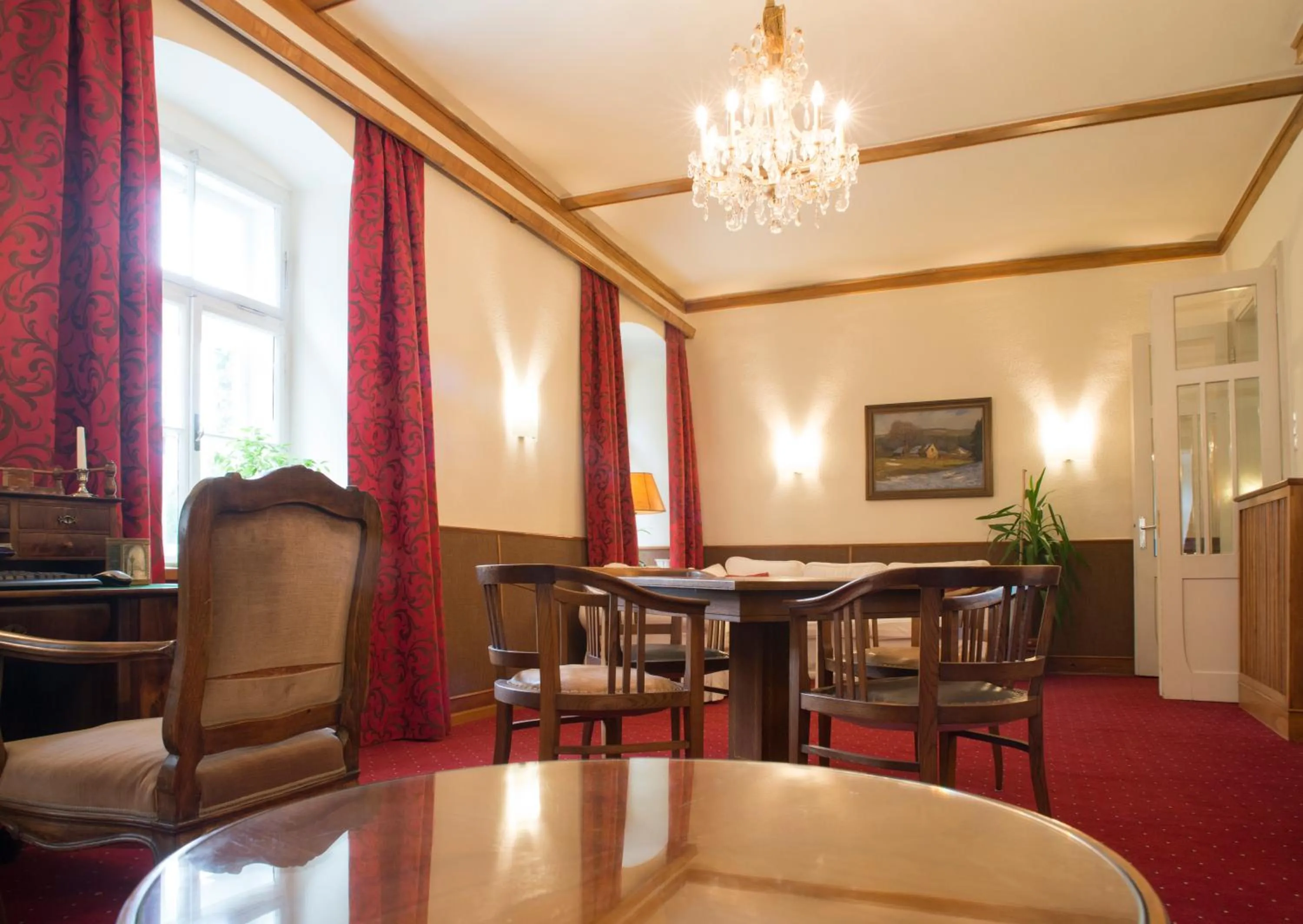 Lounge or bar in Hotel Landsitz Pichlschloss