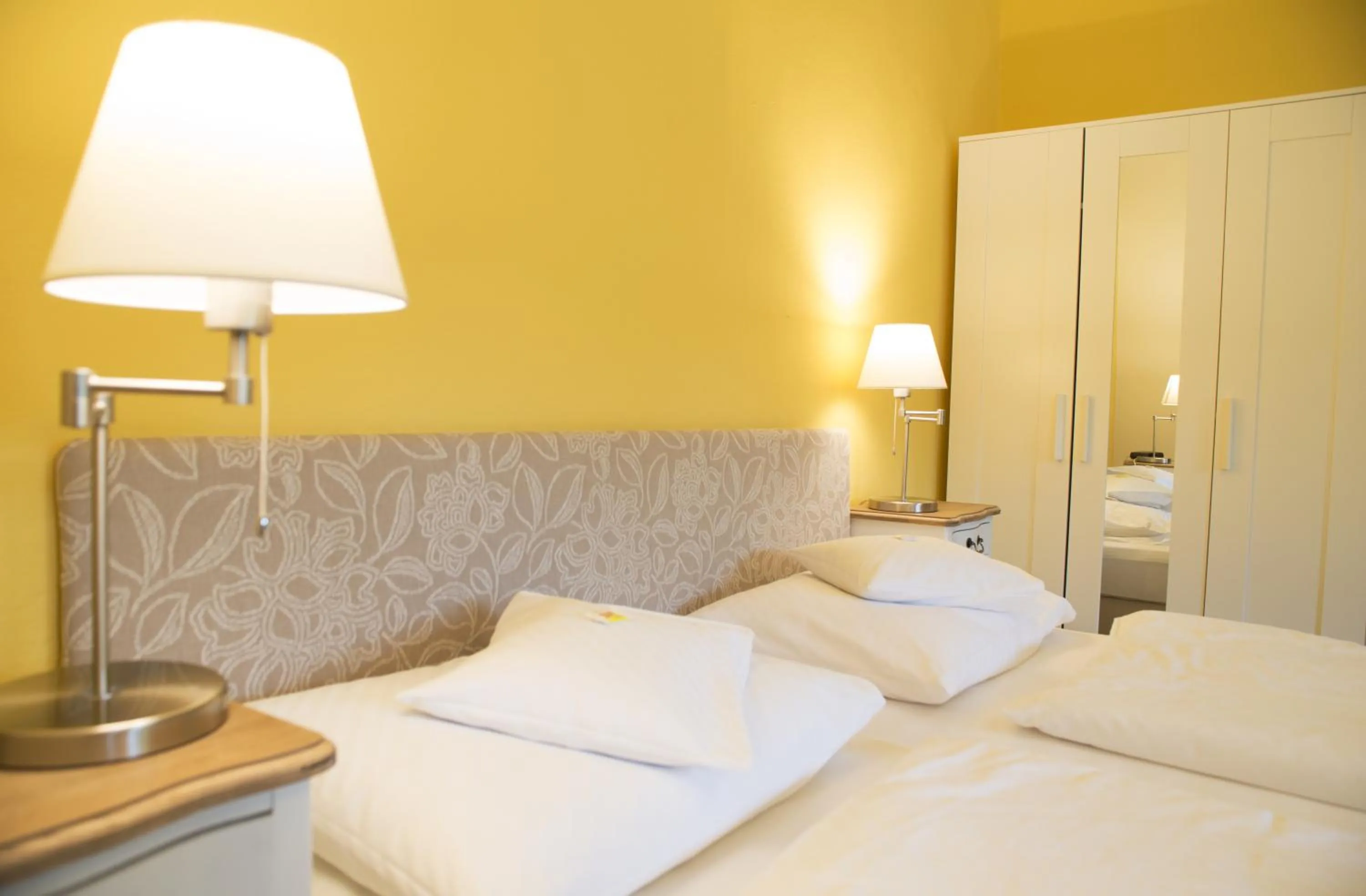 Photo of the whole room, Bed in Hotel Landsitz Pichlschloss