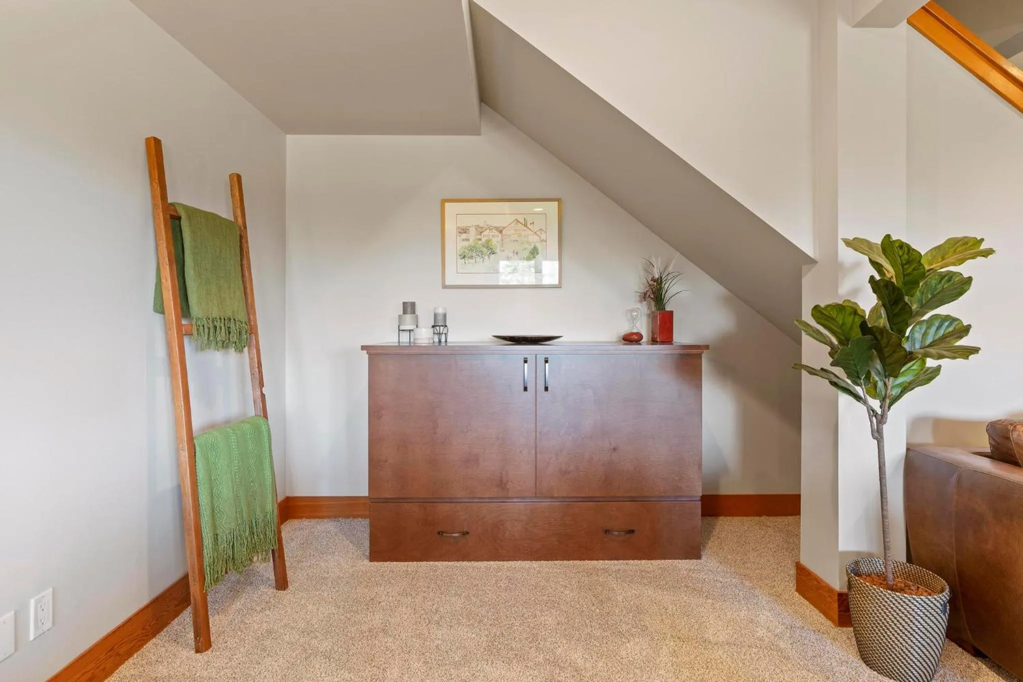 Bed in Shawnigan Hills Guest Suite