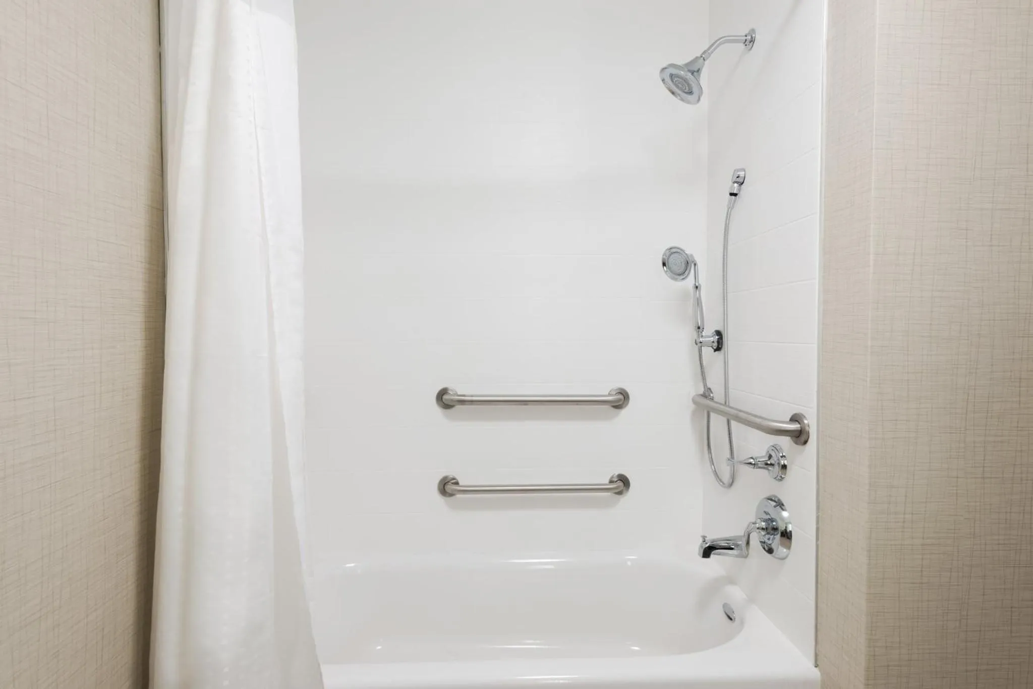 Bathroom in Holiday Inn Express & Suites - Columbus Airport East by IHG