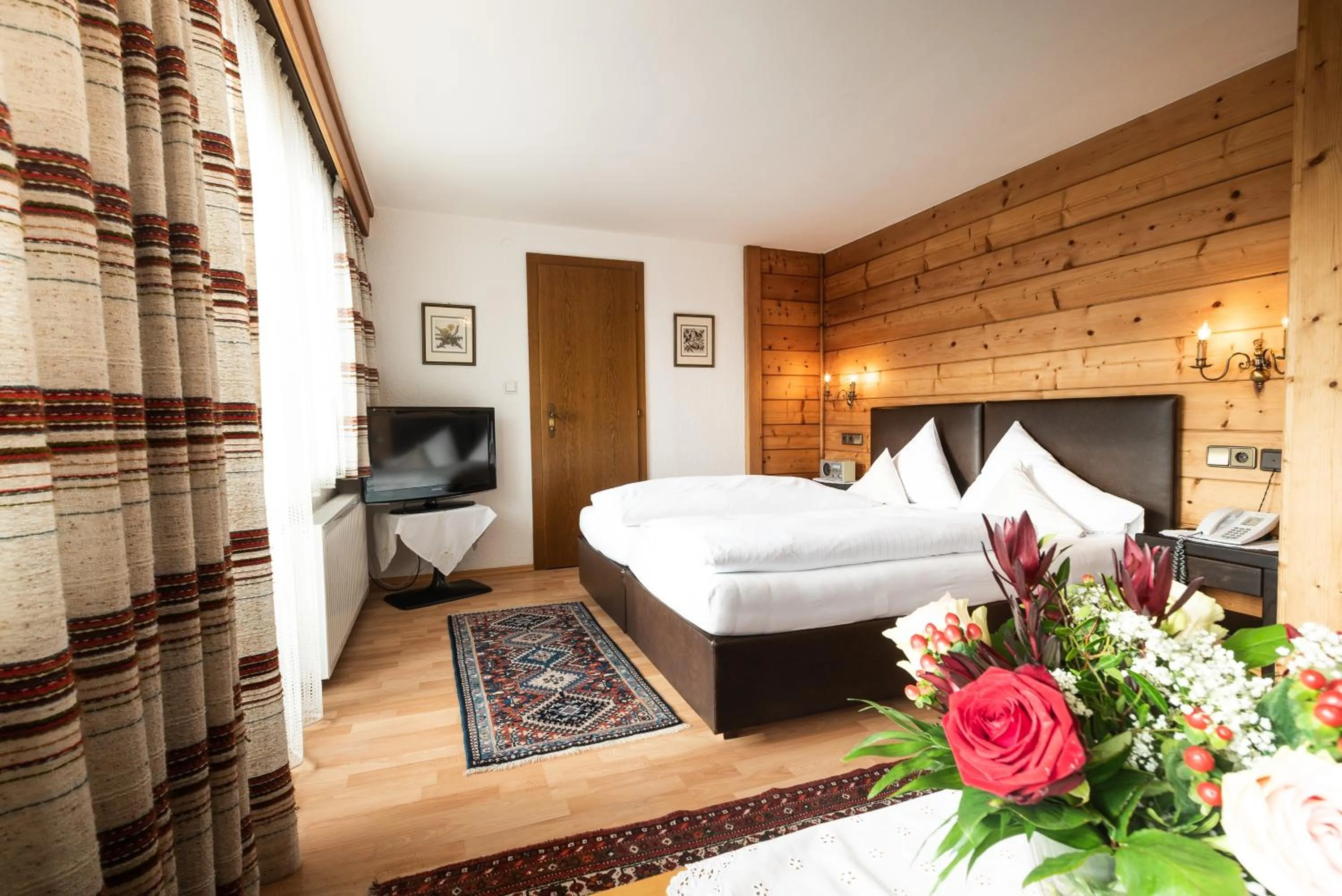 Photo of the whole room, Bed in Hotel Helga