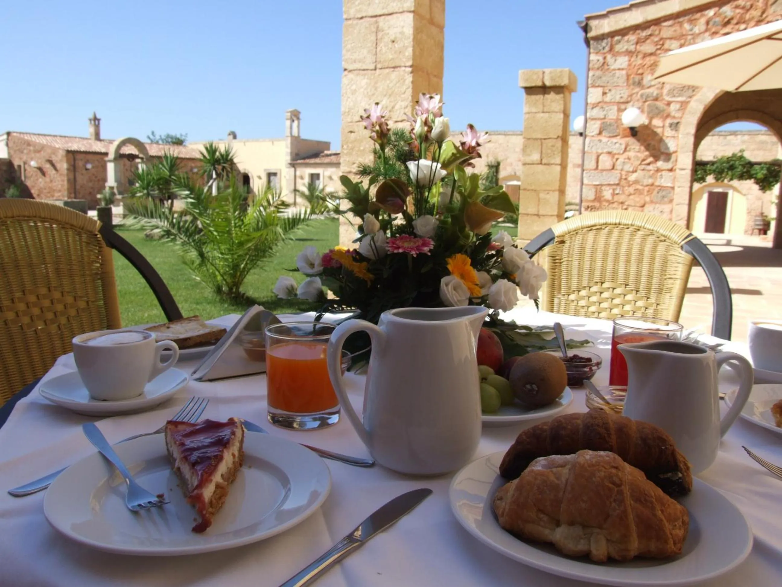 Breakfast in Tenuta Masseria & Spa Chicco Rizzo