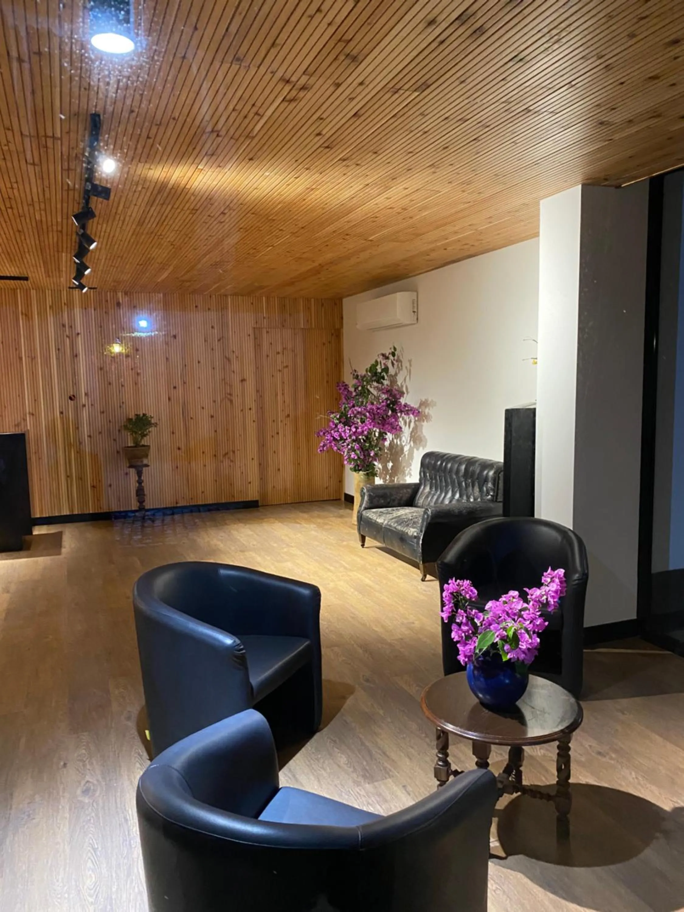 Lobby or reception in Solar Do Conde Garden Hotel