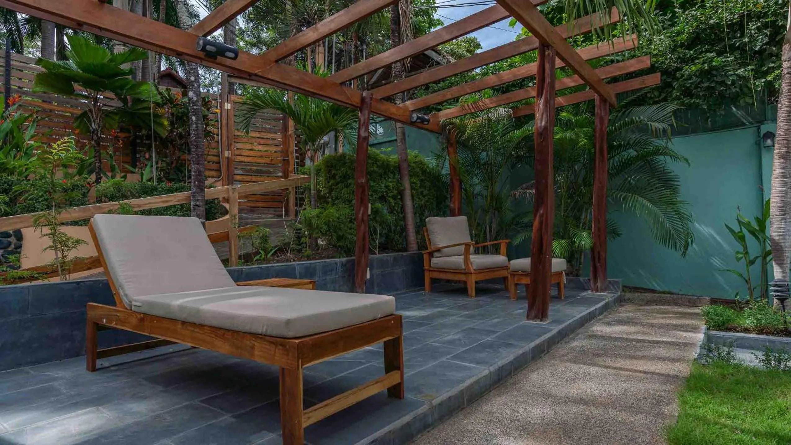 Swimming pool in Hotel Arco Iris