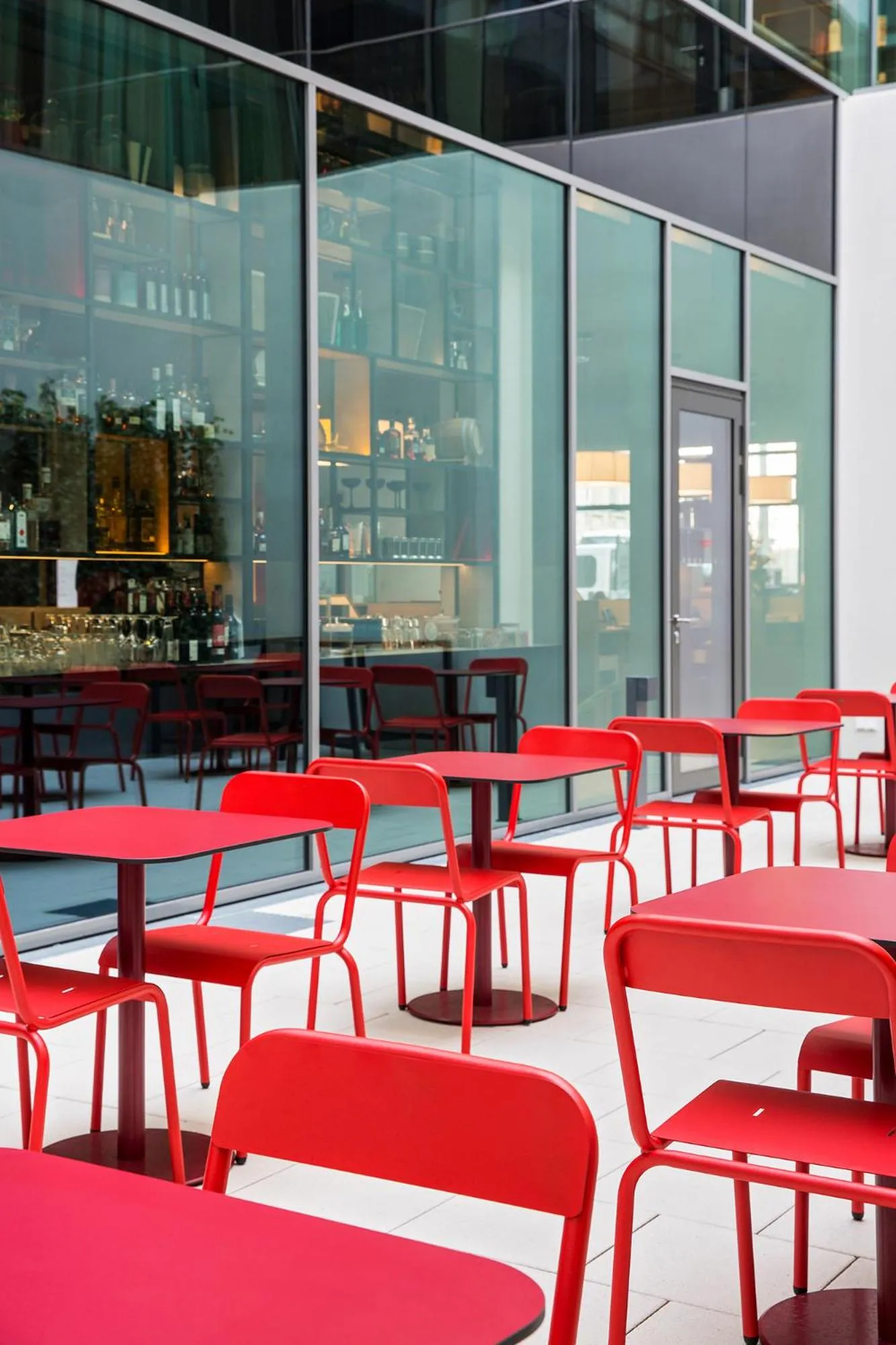 Patio in IntercityHotel Frankfurt Hauptbahnhof Süd