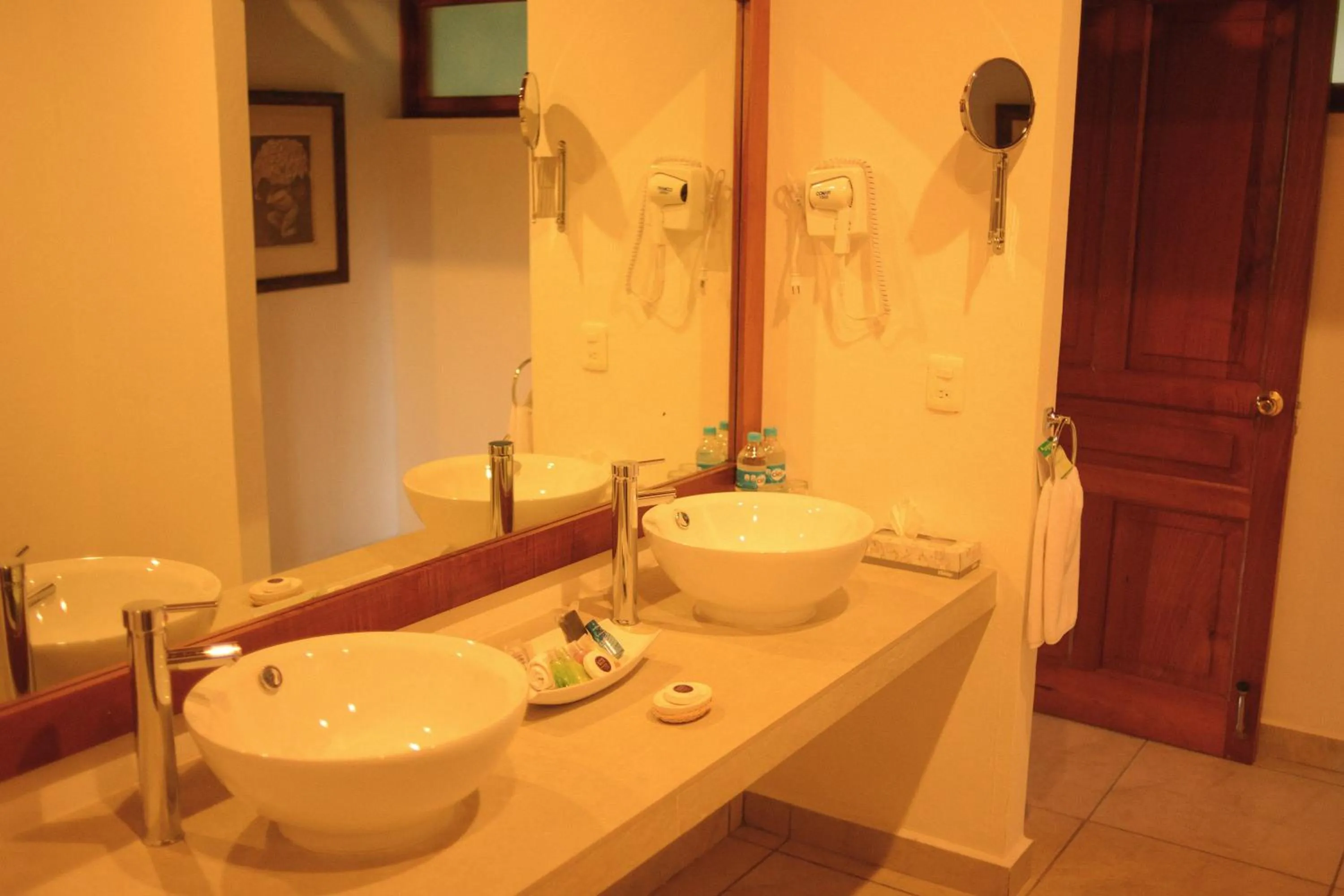 Bathroom in Argovia Ecolodge