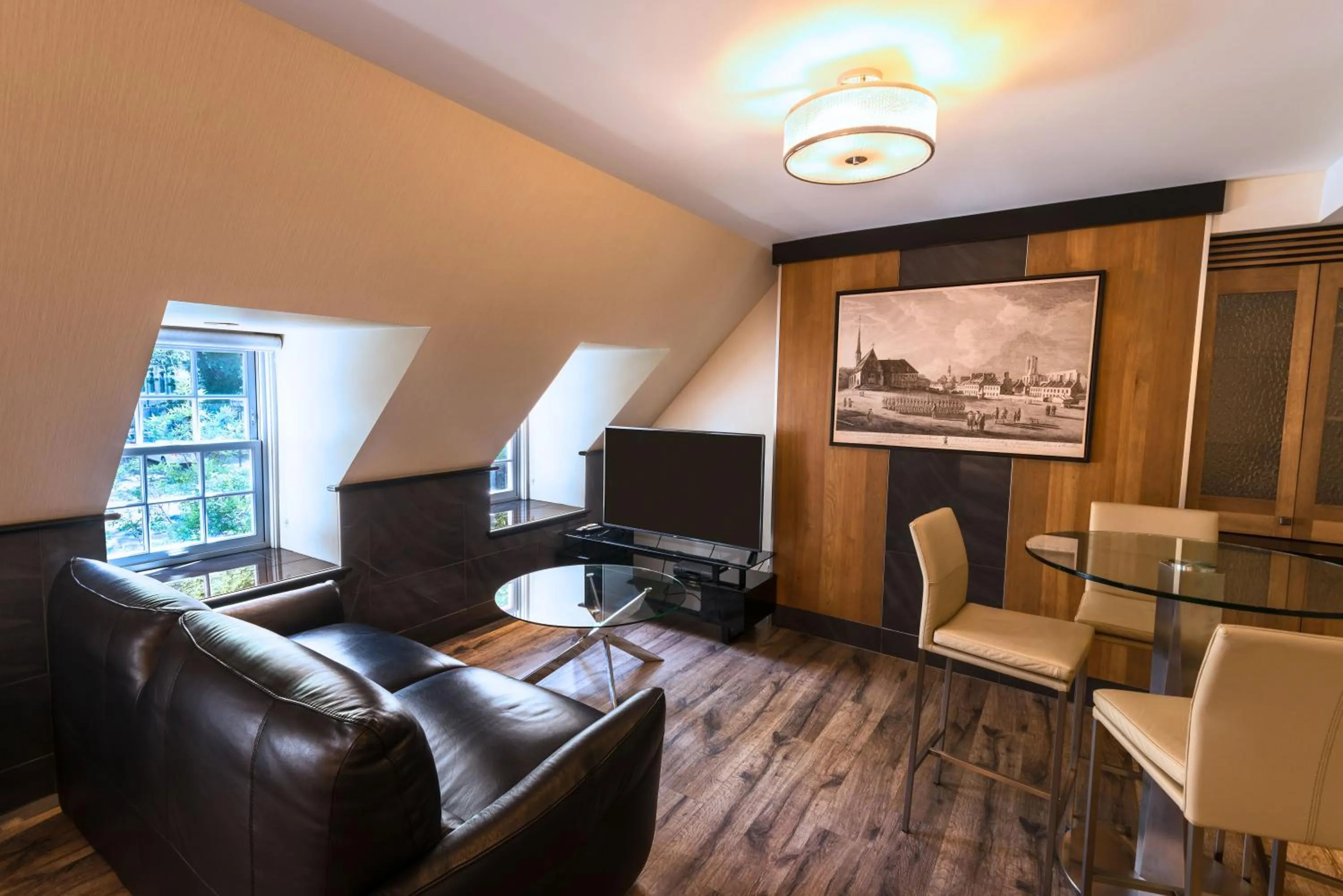 TV and multimedia in Auberge du Trésor