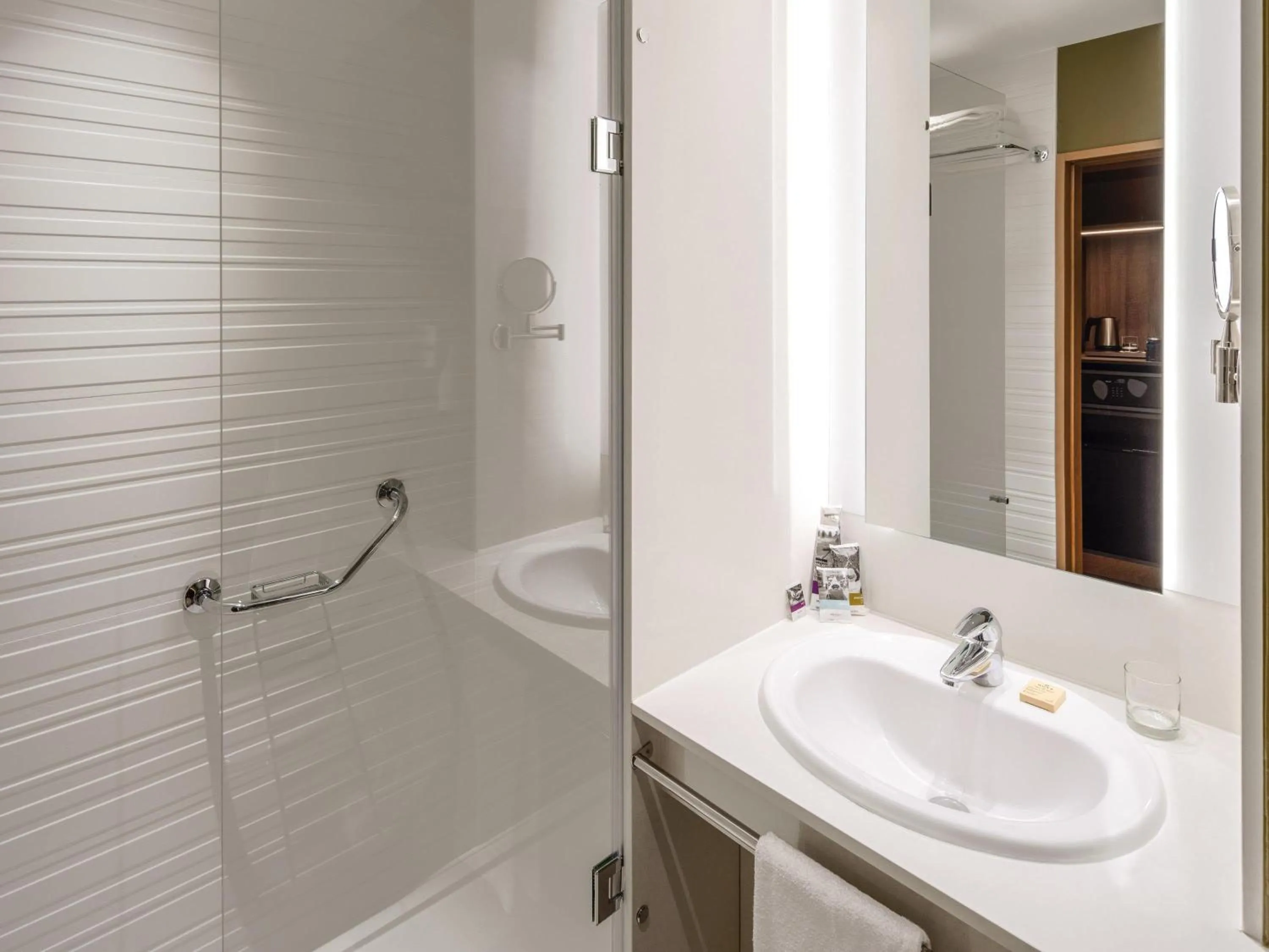 Bedroom in Hotel Mercure Porto Gaia