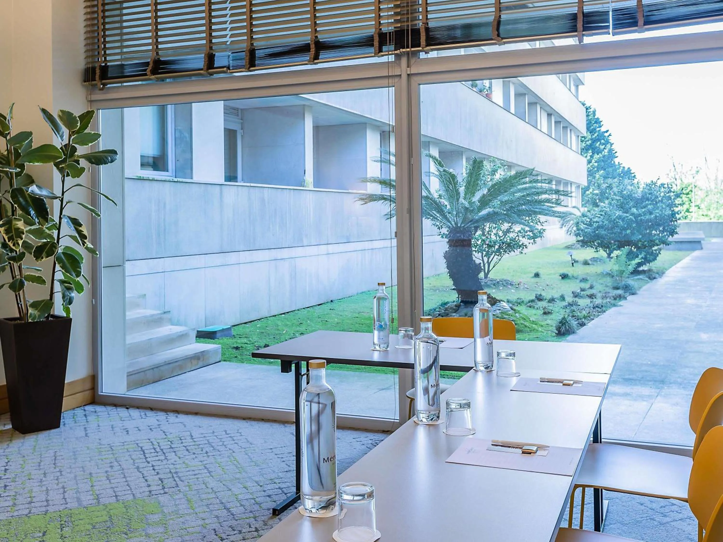 Meeting/conference room in Hotel Mercure Porto Gaia