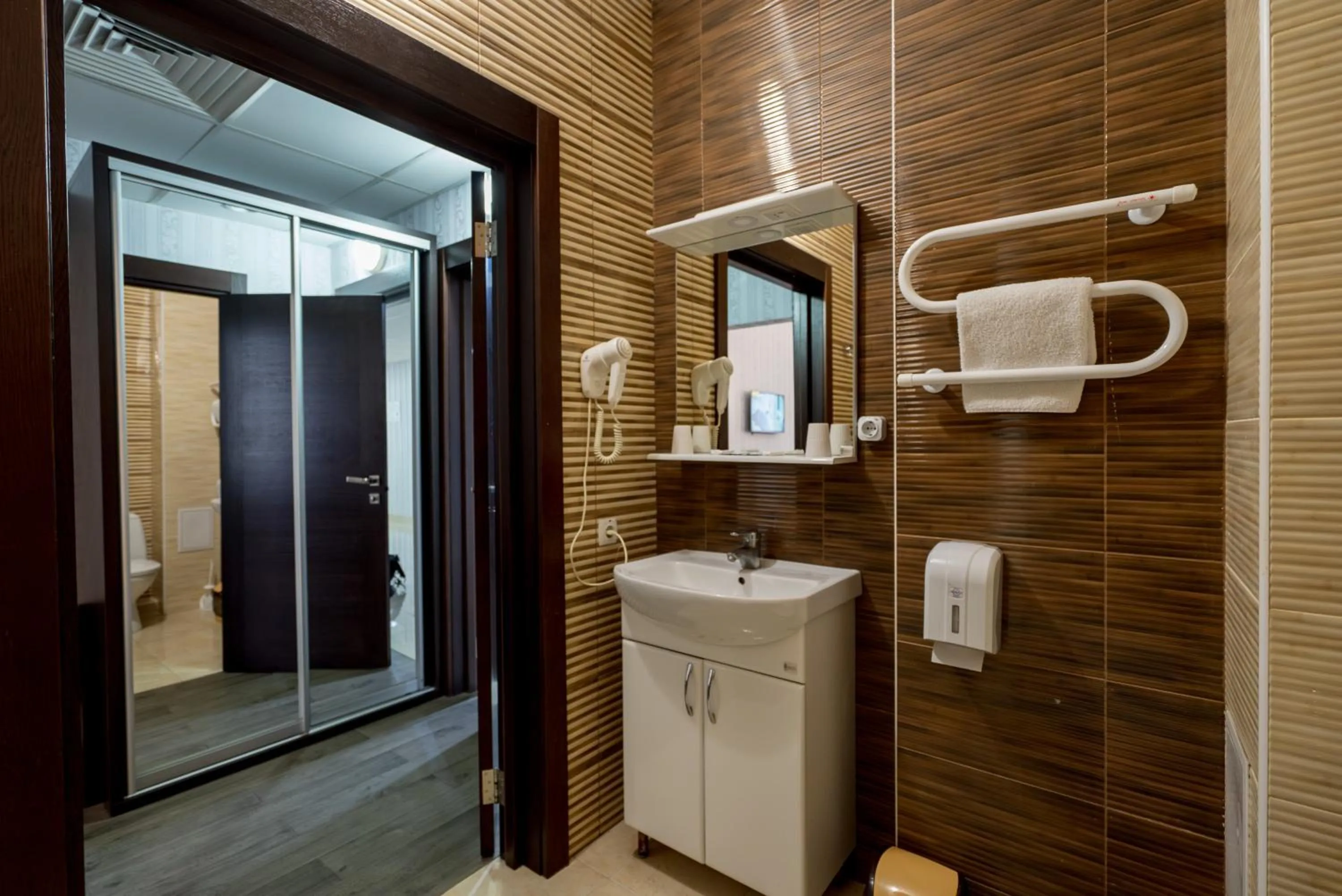 Shower in Hotel Verhovina