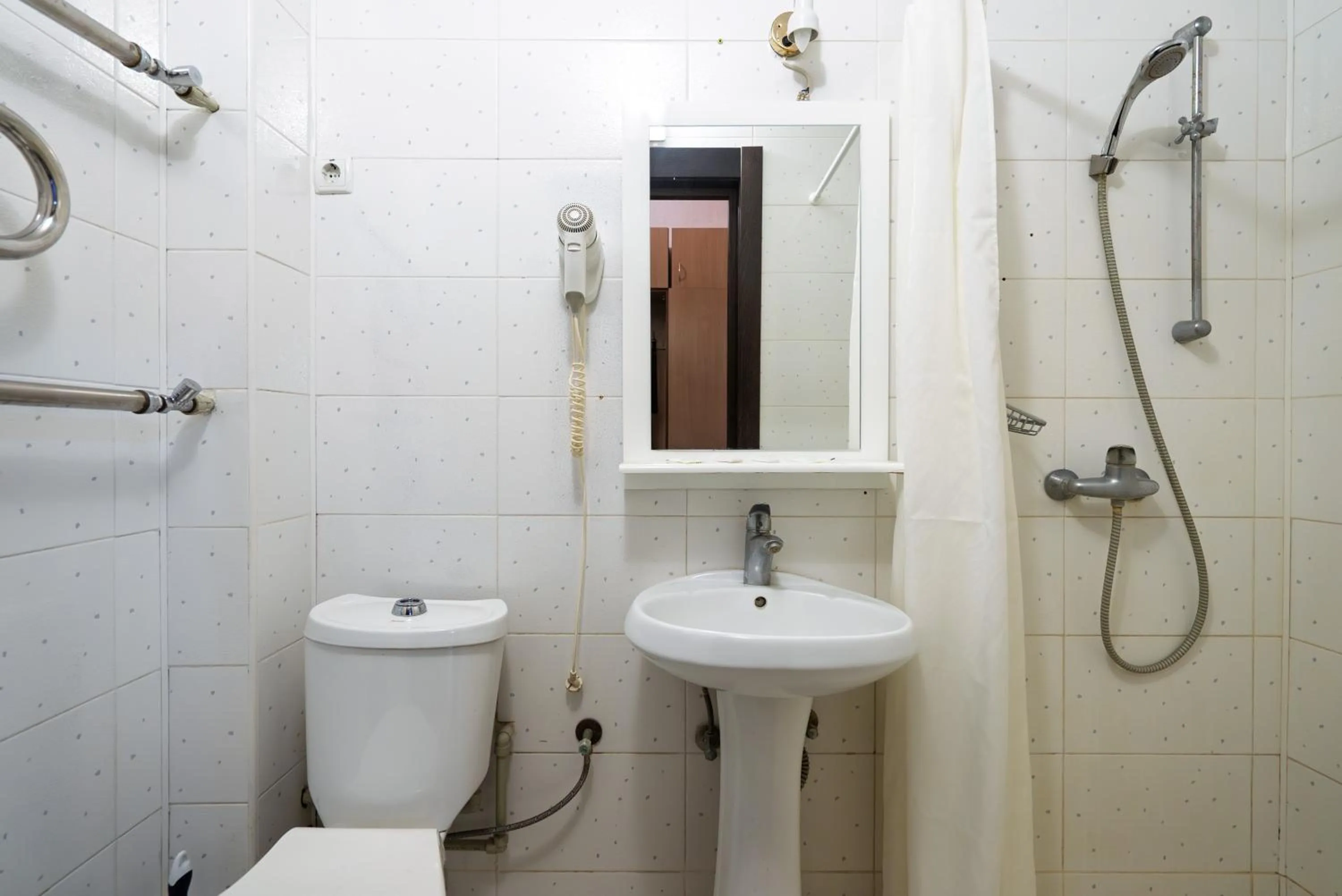 Shower in Hotel Verhovina