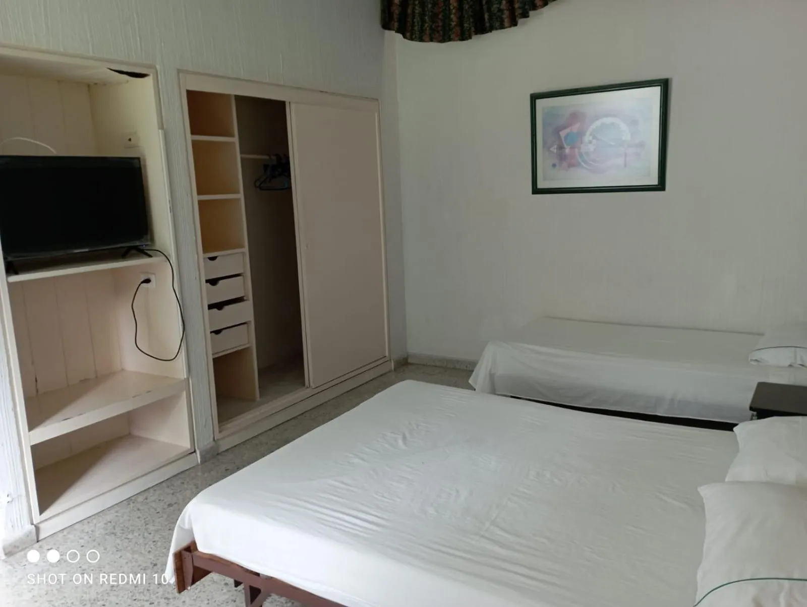 Bedroom, Bed in Hotel Albatros