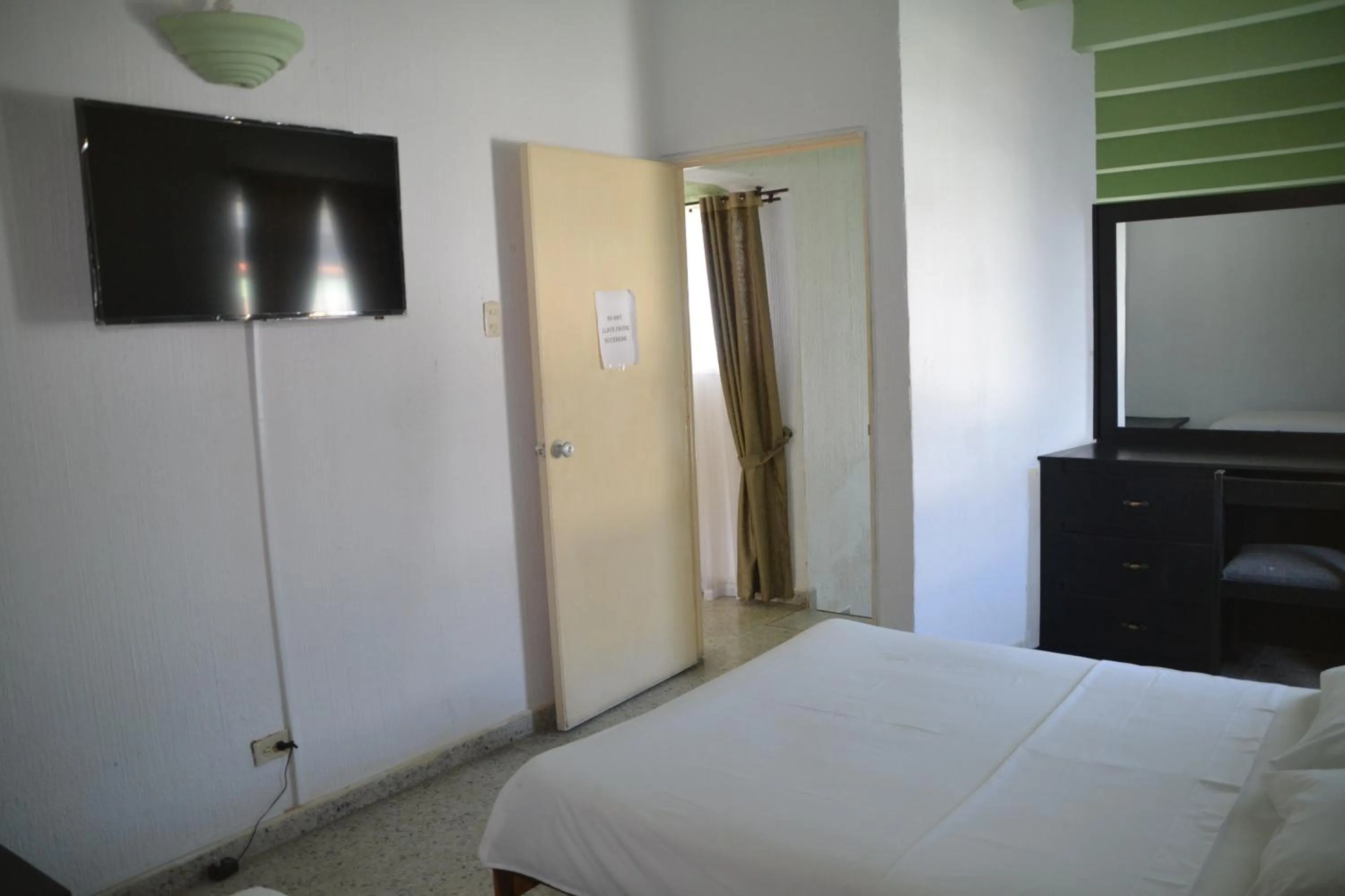 Bedroom, Bed in Hotel Albatros