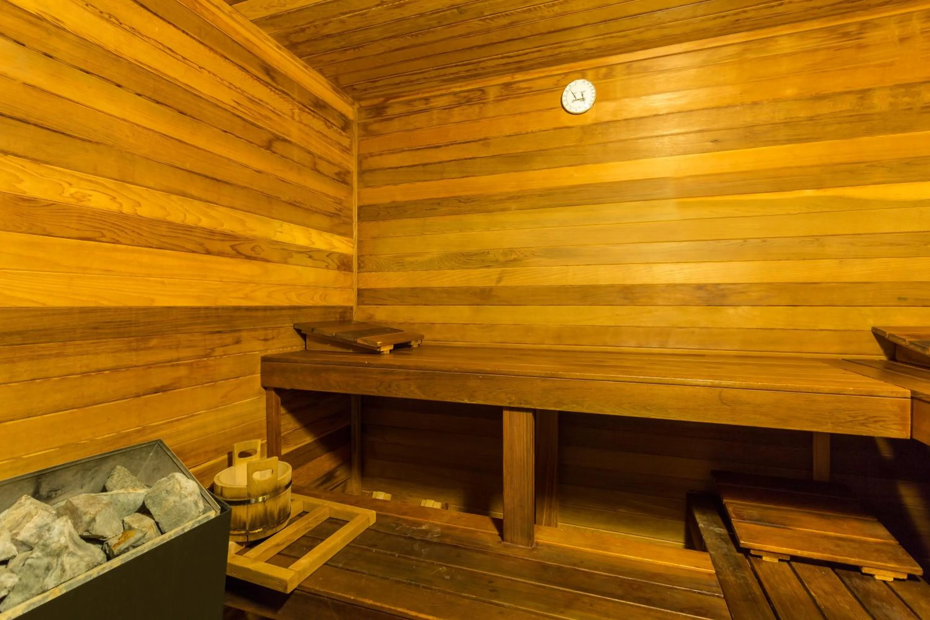 Fitness centre/facilities in Howard Johnson by Wyndham Williamsburg