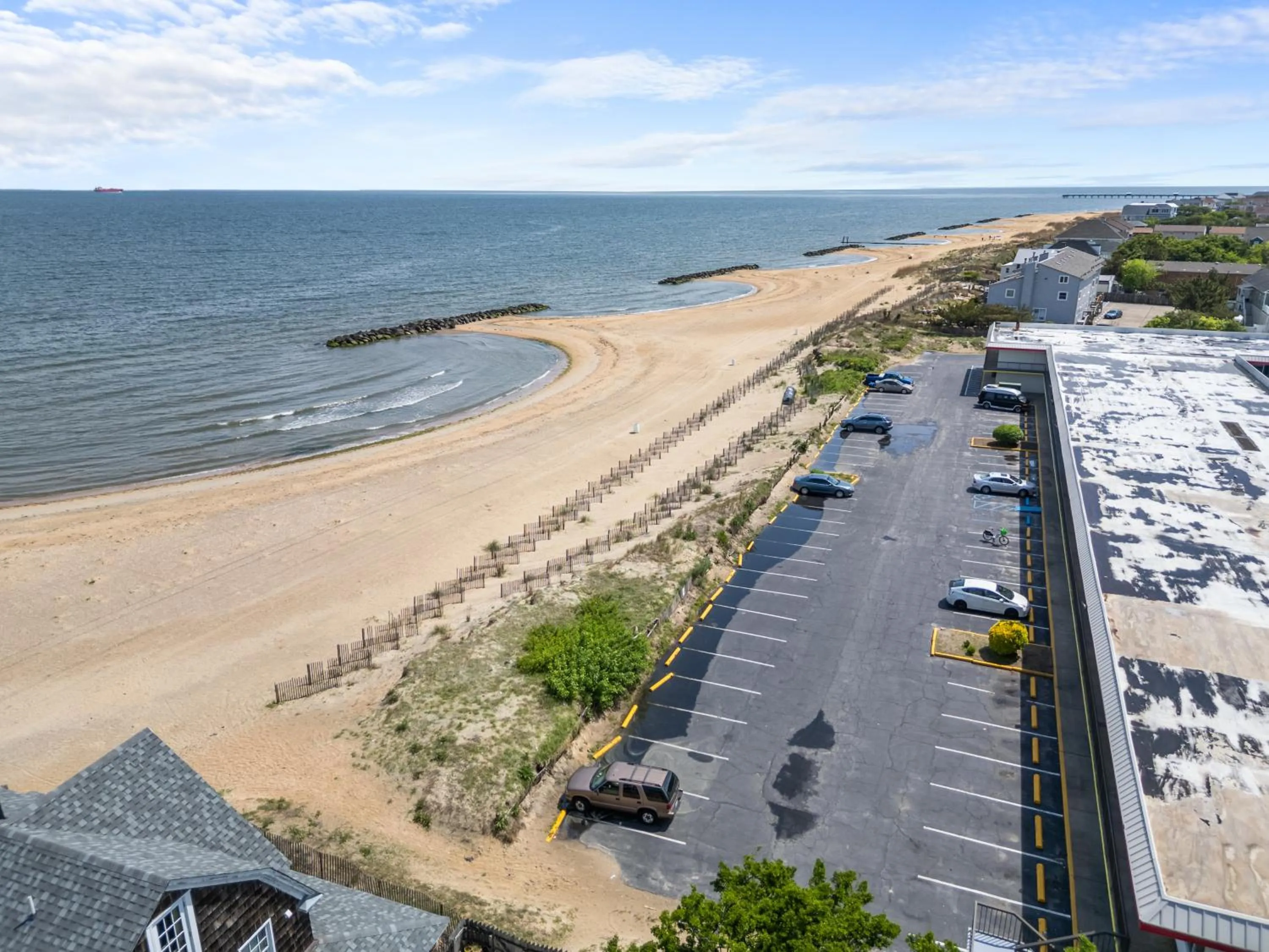Sea view in Super 8 by Wyndham Norfolk/Chesapeake Bay