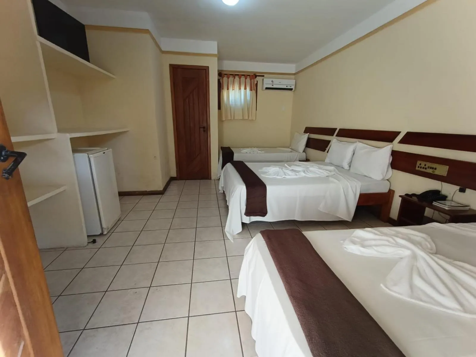 Bed in Coroa Bella Praia Hotel