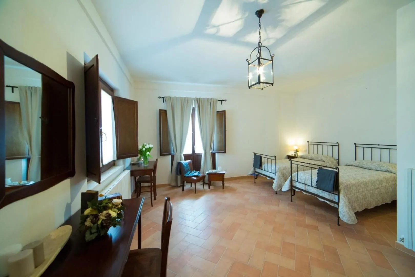 Photo of the whole room, Bed in Convento San Bernardino